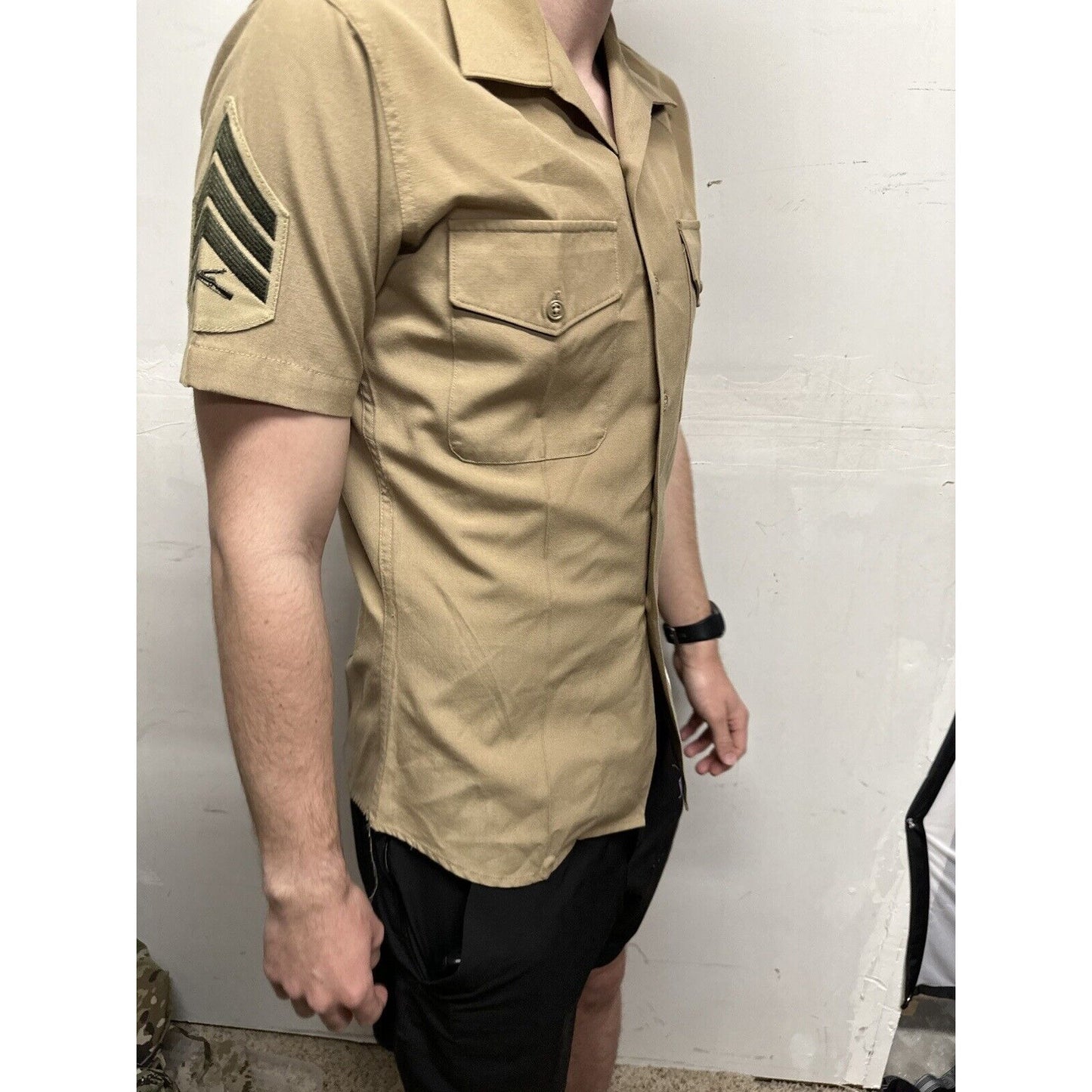 Men’s Medium Usmc Marine Button Up Uniform Shirt