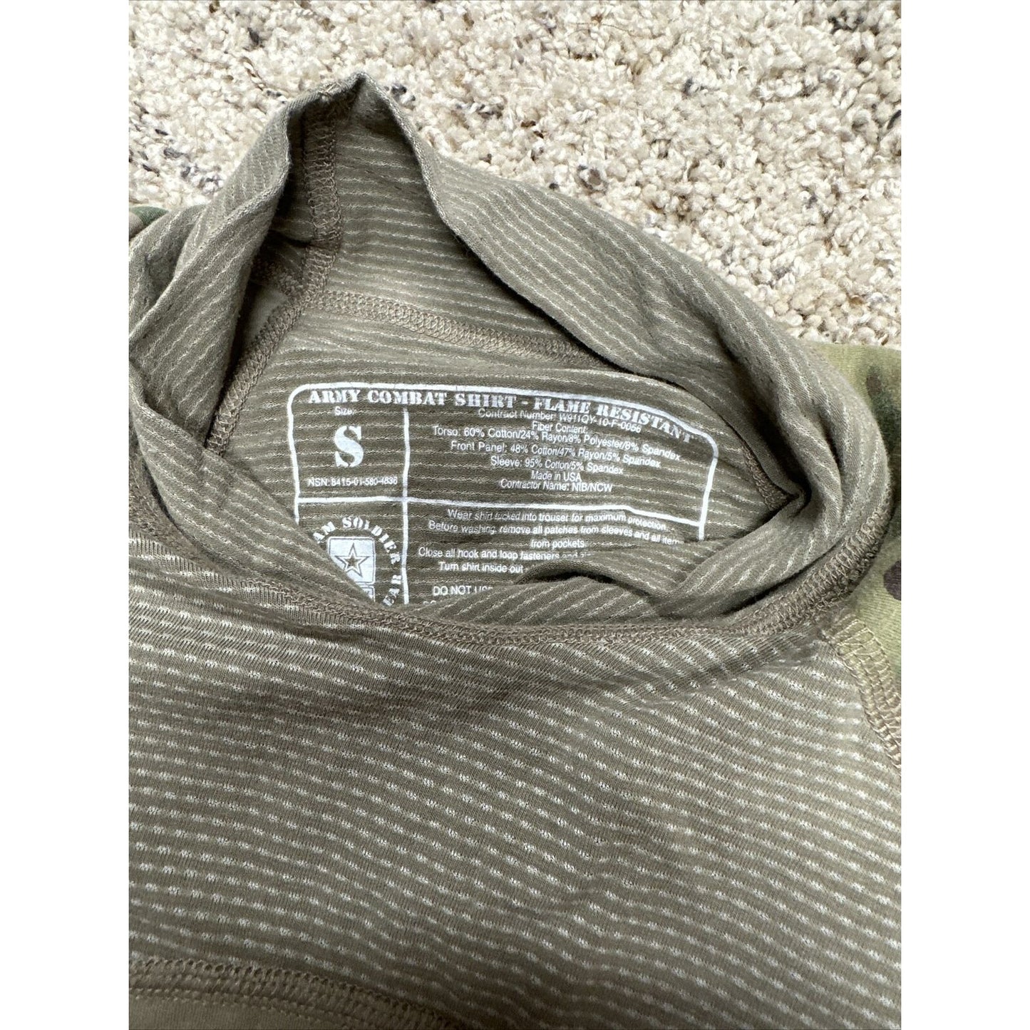 Men’s Army Combat Shirt Flame Resistant Size Small Ocp Pattern