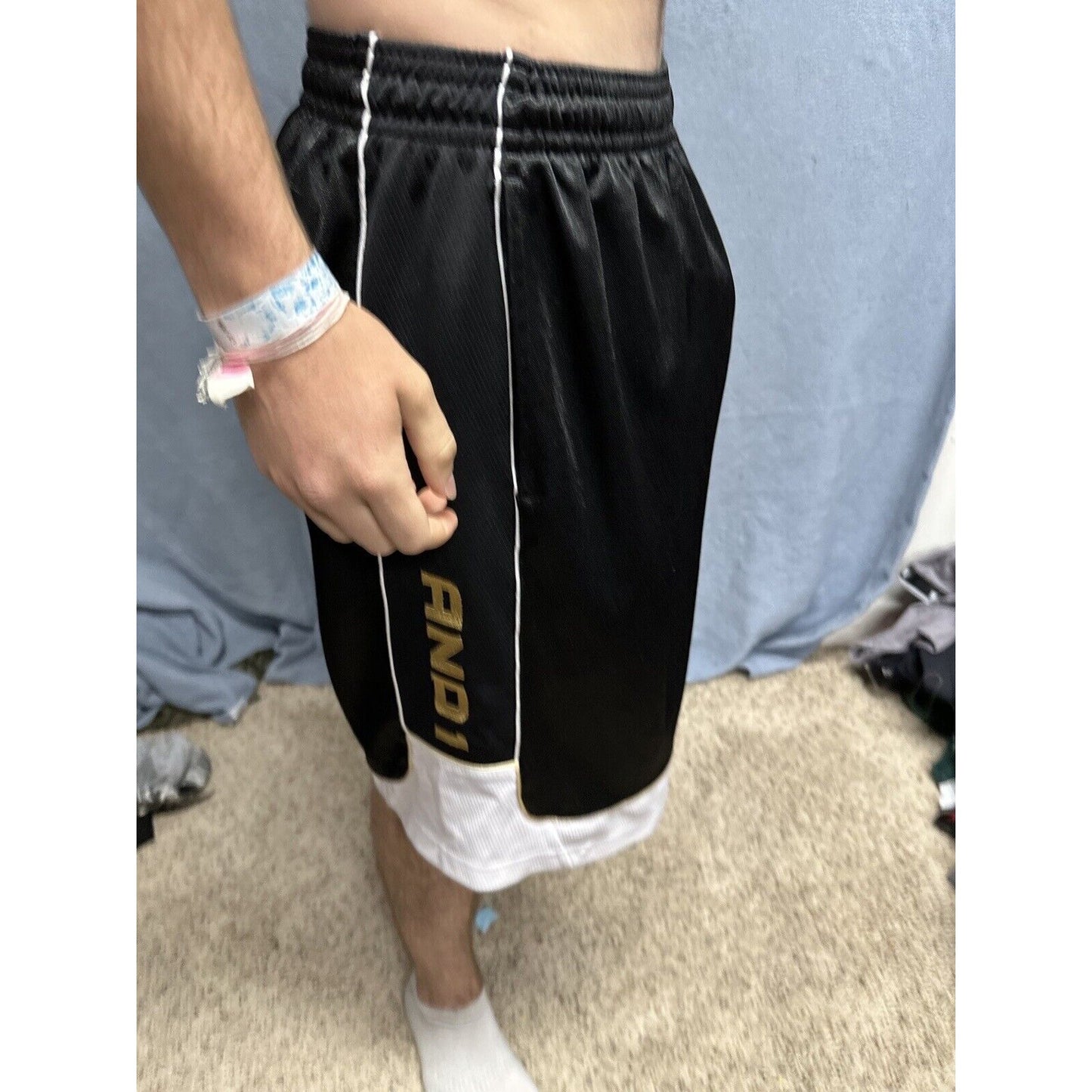 Men’s XL AND1 Black And White Athletic Shorts With Pockets