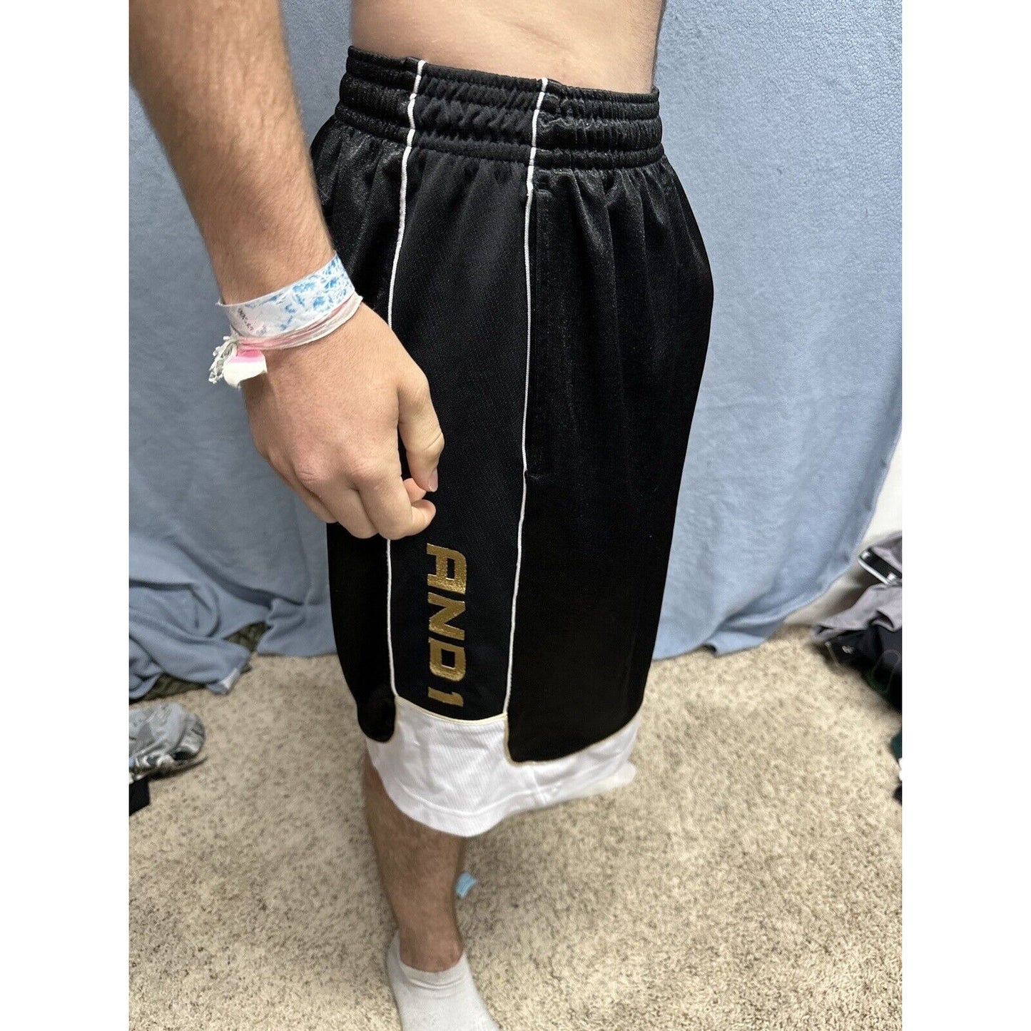 Men’s XL AND1 Black And White Athletic Shorts With Pockets