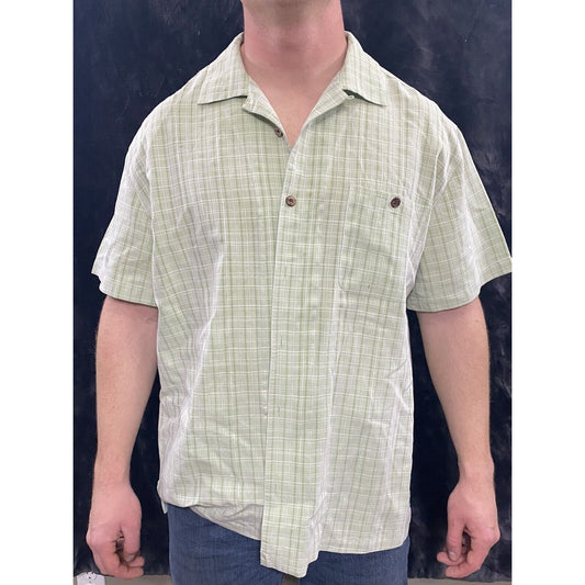 Island Shores Light Green Checkered Men’s XL Button-down Short Sleeves