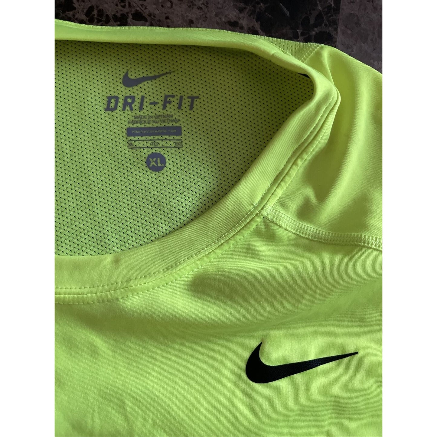 men's neon yellow dri-fit nike XL t-shirt athletic