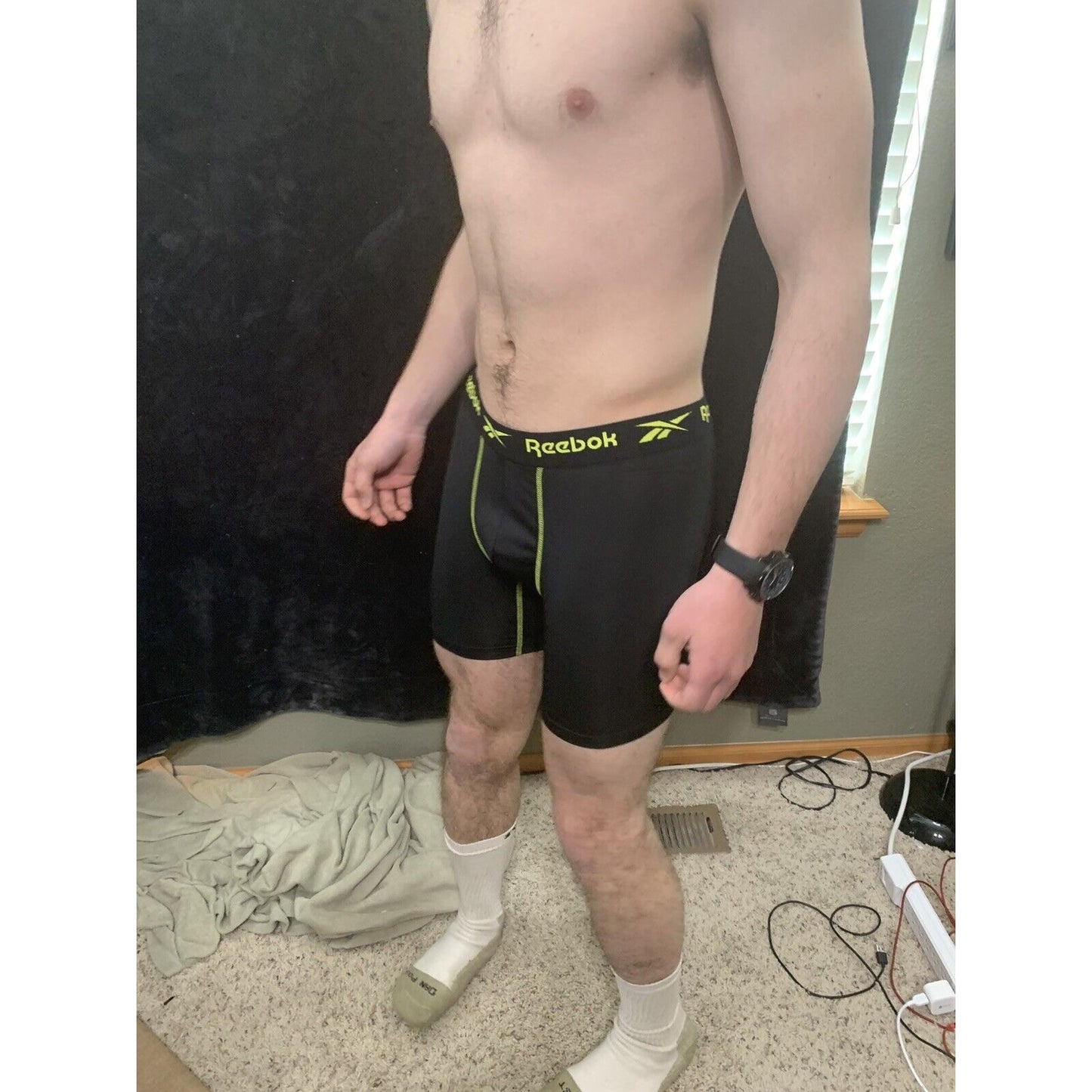 Men’s Reebox Black Compression Shorts Medium 10% Spandex With Yellow Band