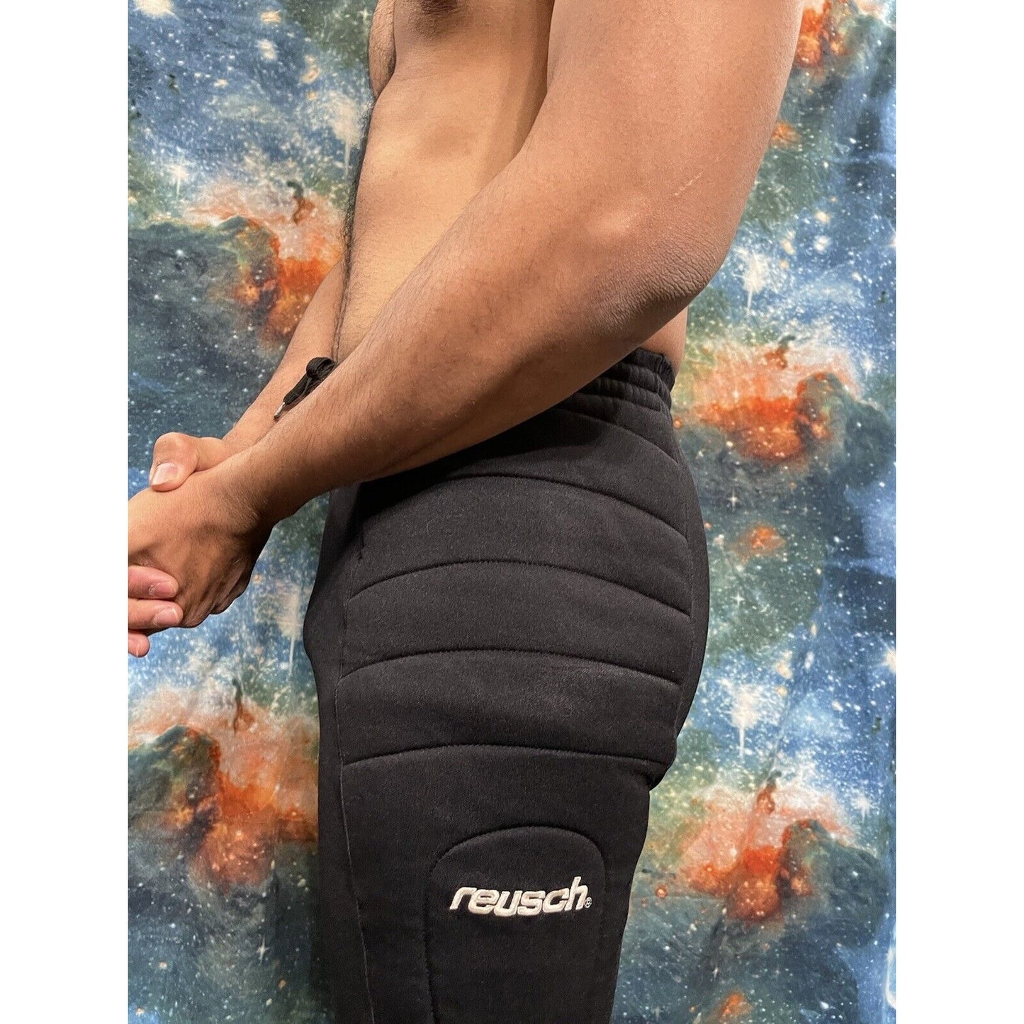 Men’s Reusch Black Soccer Goalie Padded Shorts Size small black