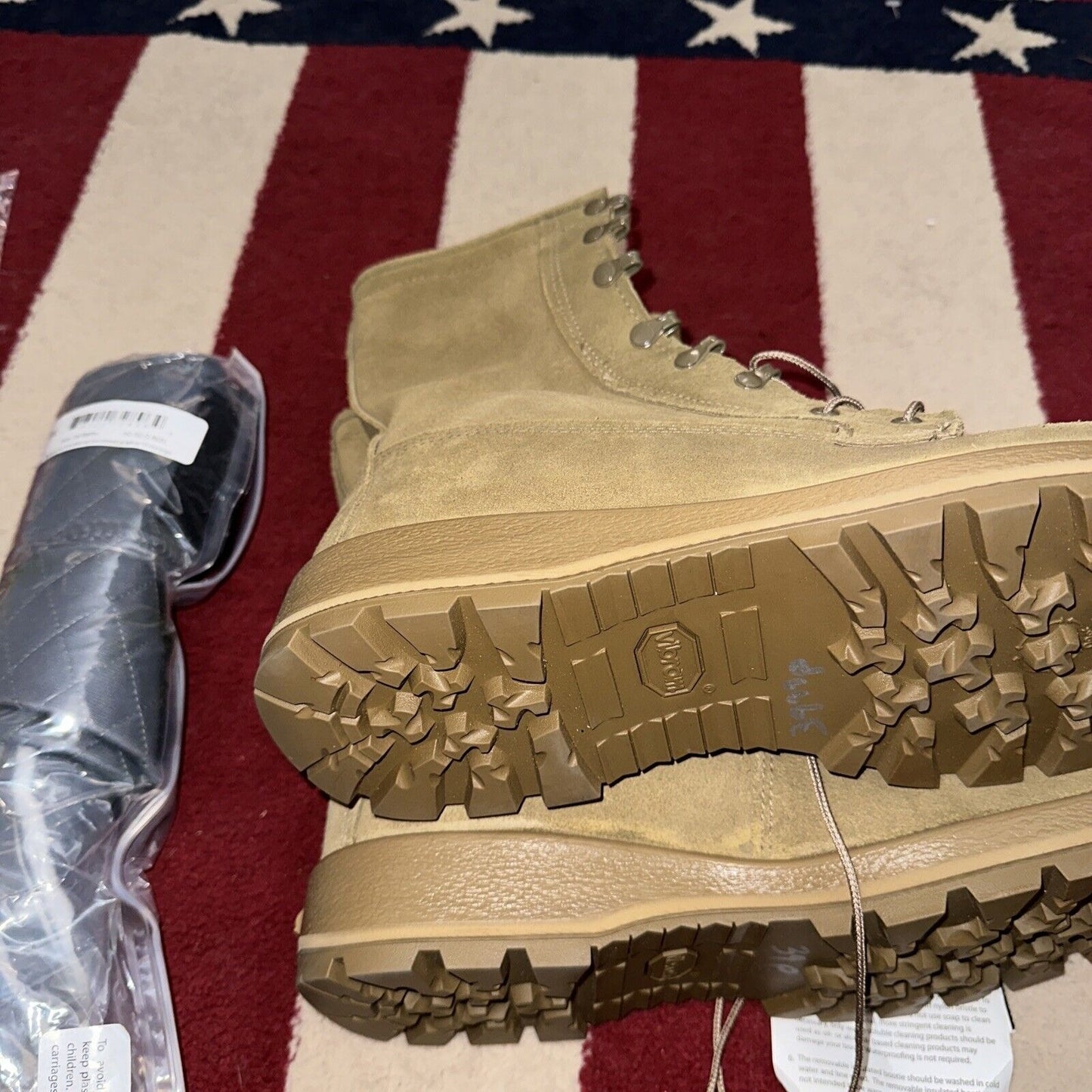 Men’s Coyote Brown Military Boots Altama 10.5 Removable Cold Weather Inserts