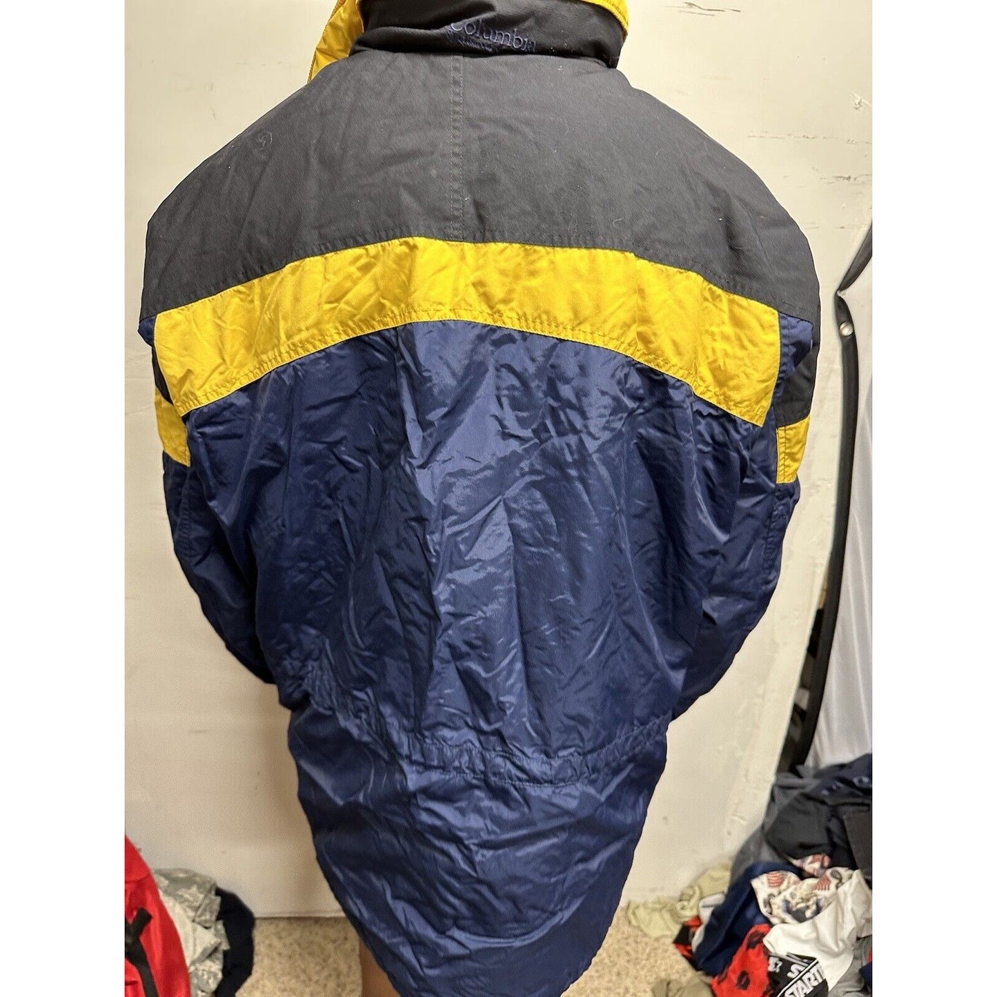 Men’s Large Columbia Sportwear Snow Jacket Black Navy Blue Full Zip