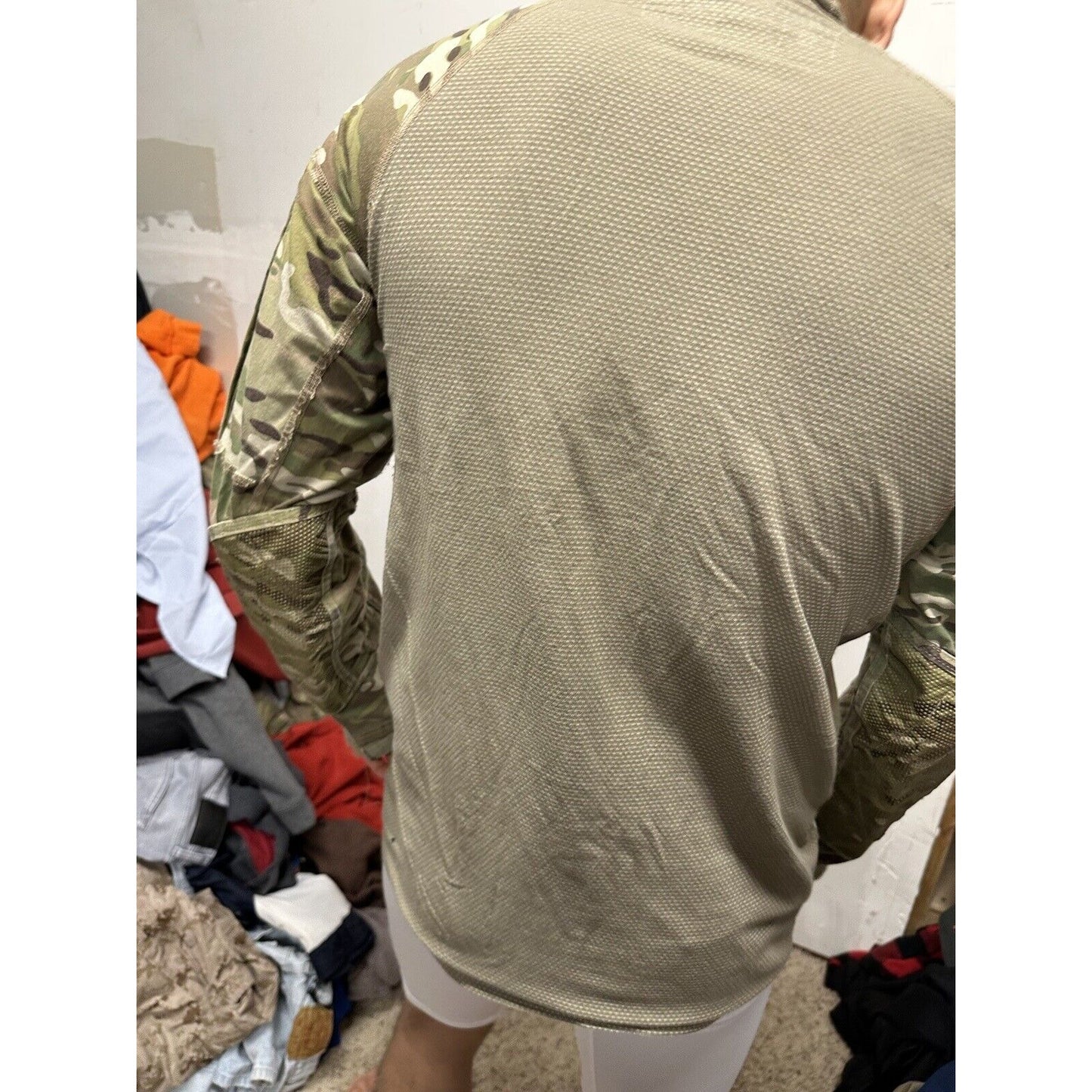 Men’s Army Combat Shirt Flame Resistant Size Small Ocp Pattern