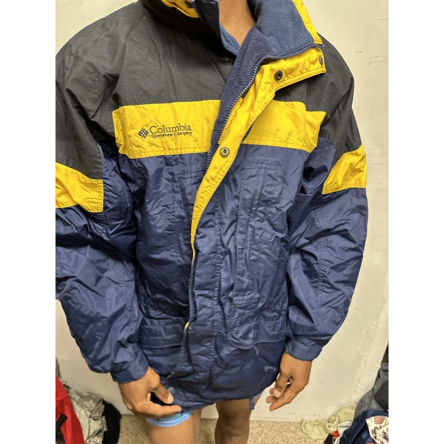 Men’s Large Columbia Sportwear Snow Jacket Black Navy Blue Full Zip