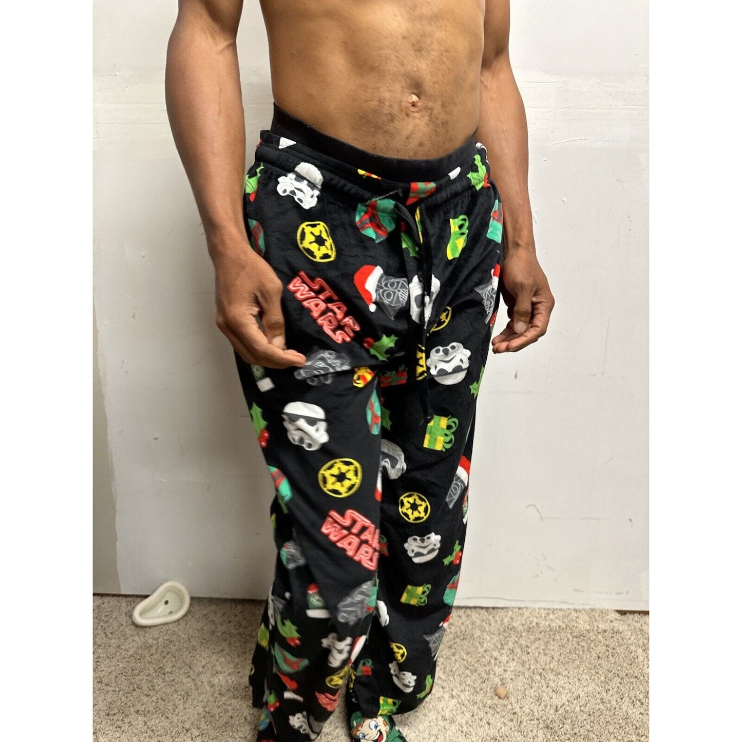 Men’s Star Wars Christmas Lounge Pants Sleepwear Medium Vader In Santa Hat