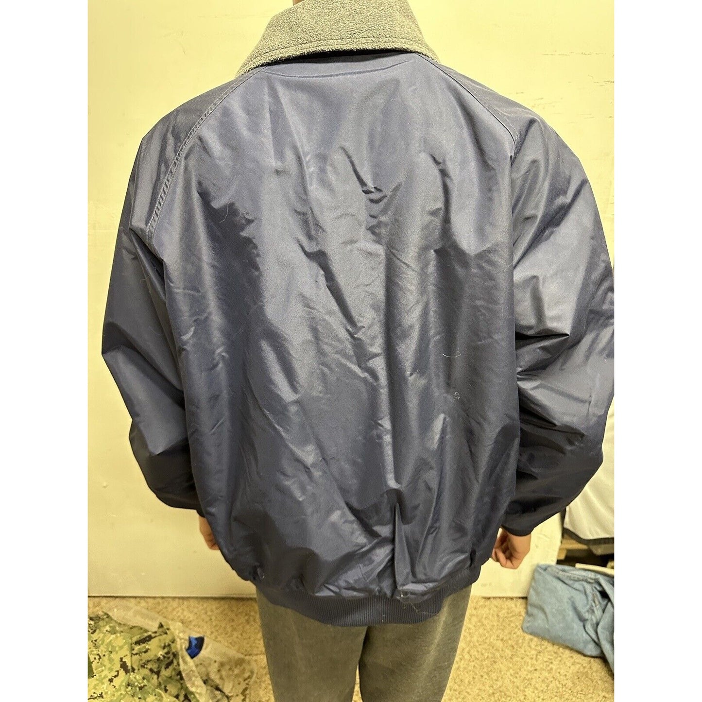 Men’s Galls Large nylon jacket Air Force security forces onizuka afs, California