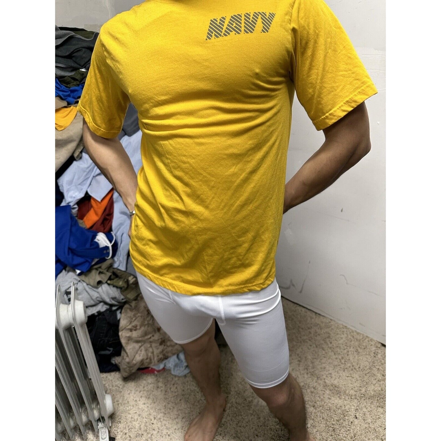 Men’s US Navy Small Yellow PT Physical Fitness Uniform Shirt Short Sleeves