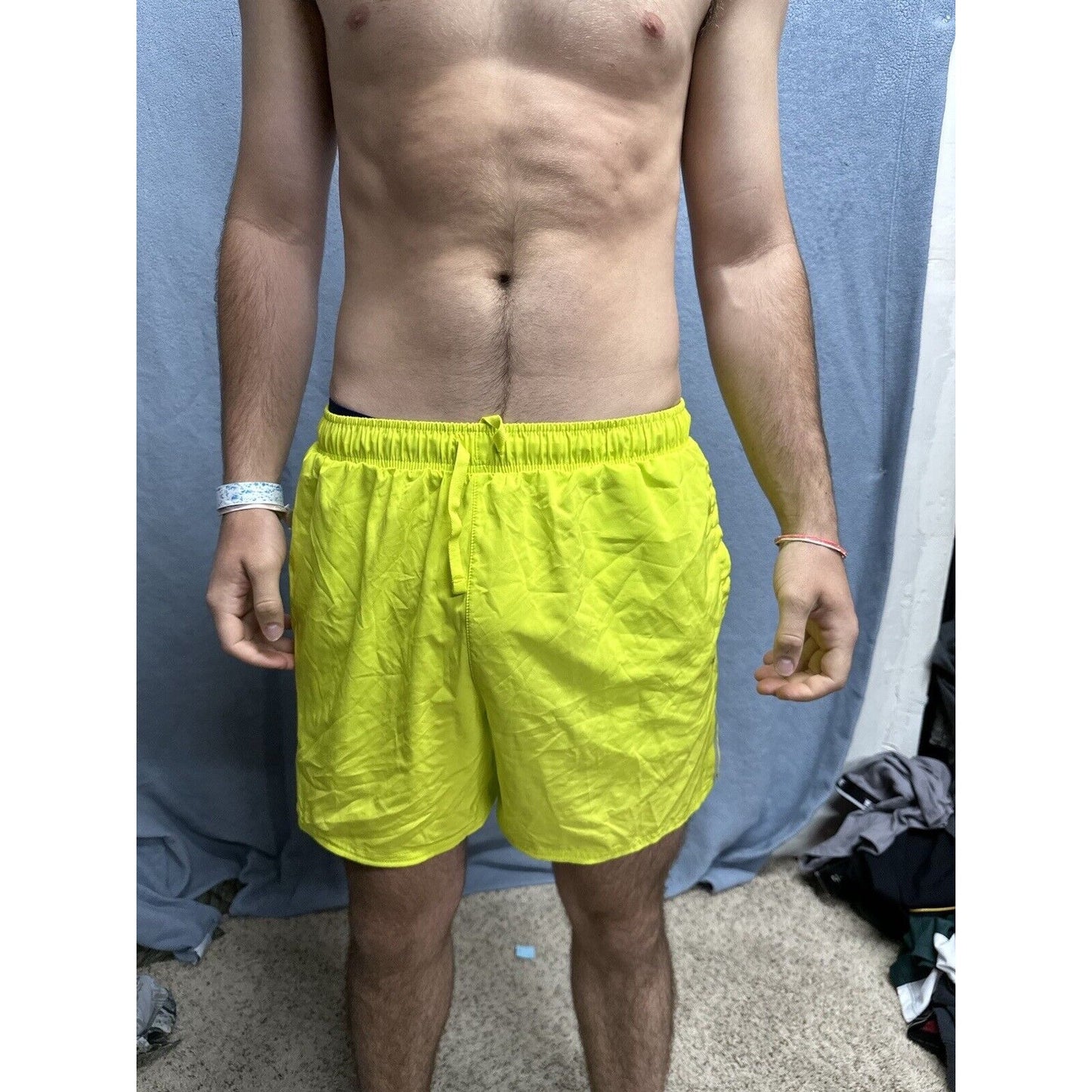 Men’s Neon Yellow DSG Medium Shorts With Pockets And Inner Lining