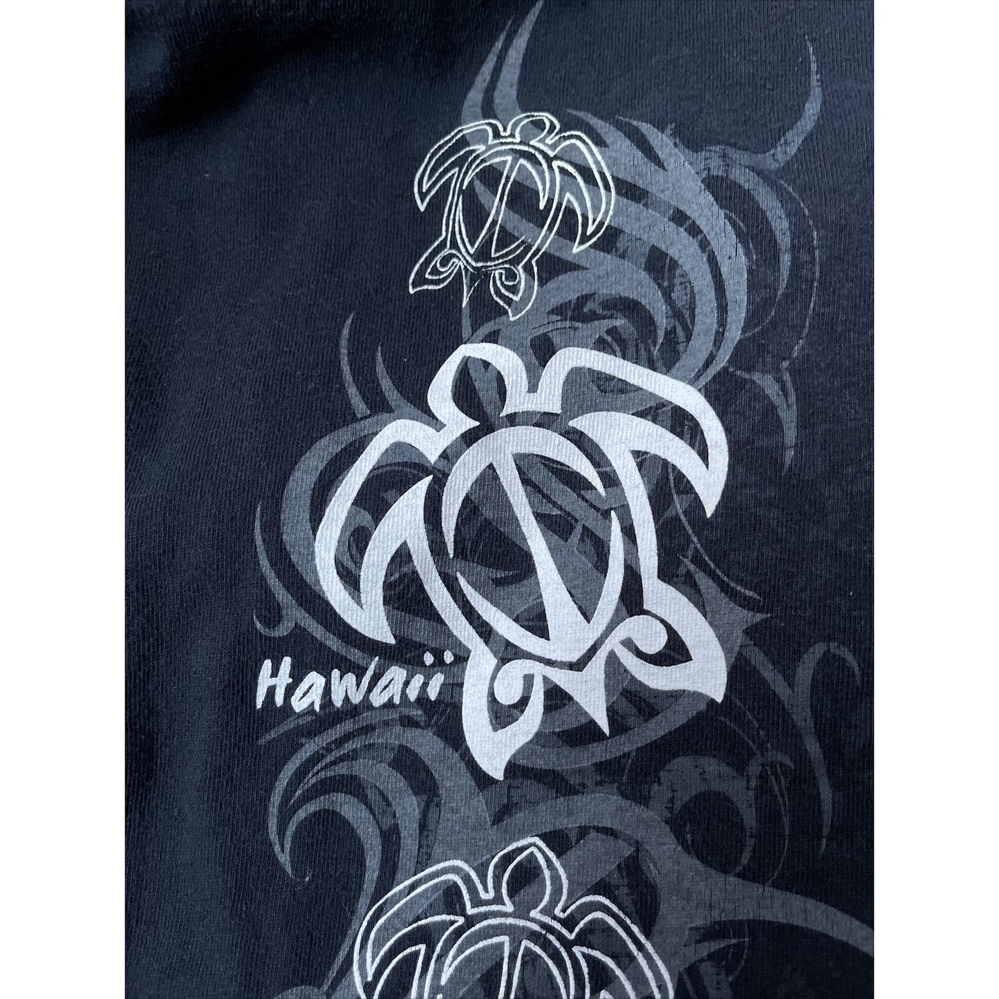 Men’s Gildan XL black Hawaii Turtle design