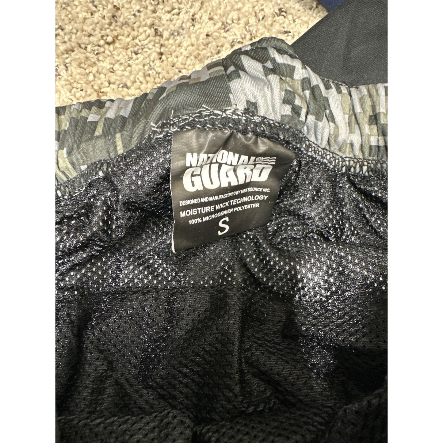Men’s Black Small Army National Guard Camo Shorts Zippered Back Pocket