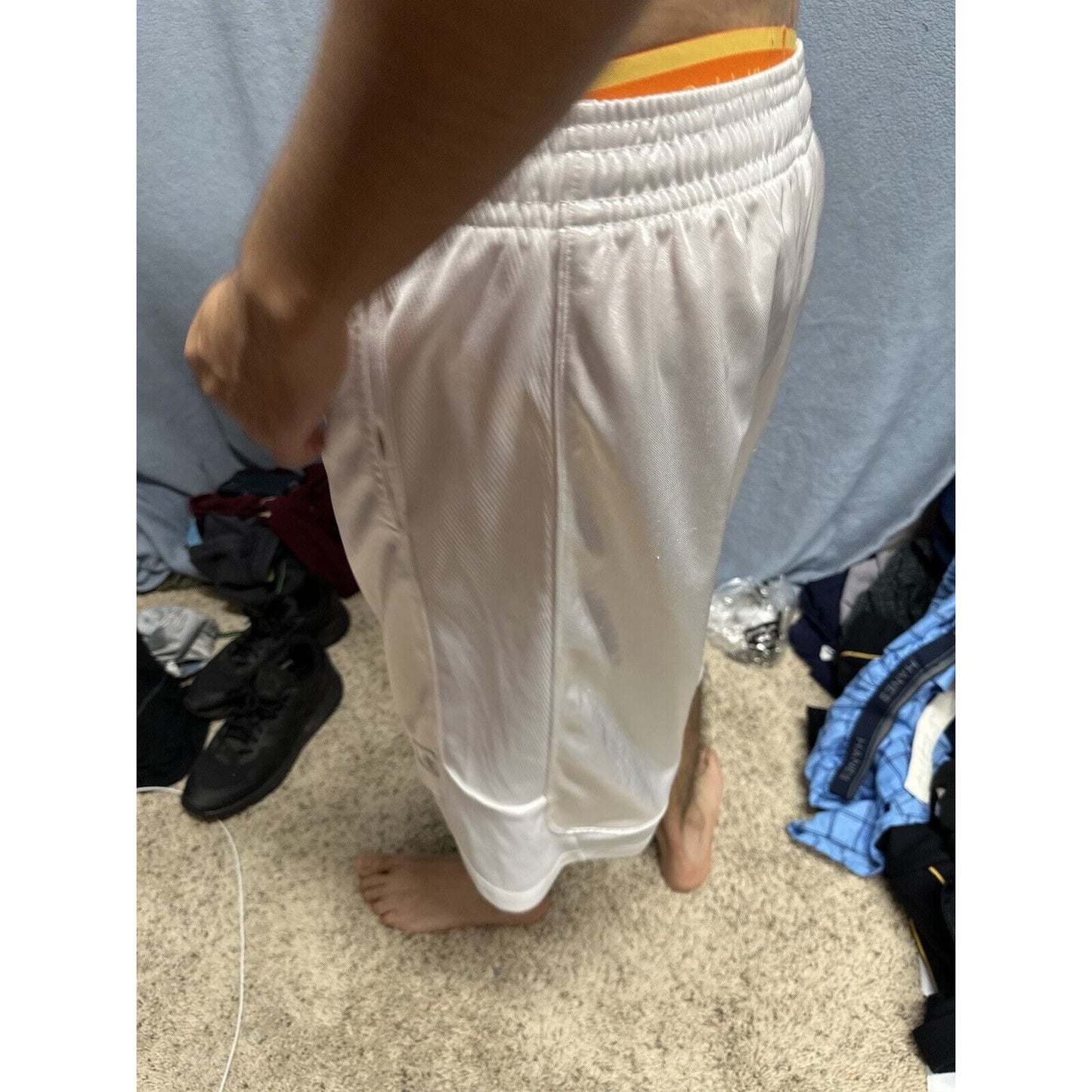 Men’s White AND1 Medium Athletic Shorts With Pockets