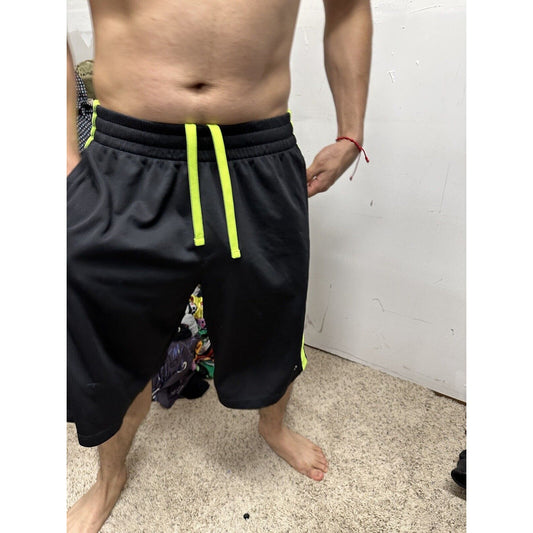 Men’s Black And Neon Yellow Xersion Medium Athletic Shorts With Pockets