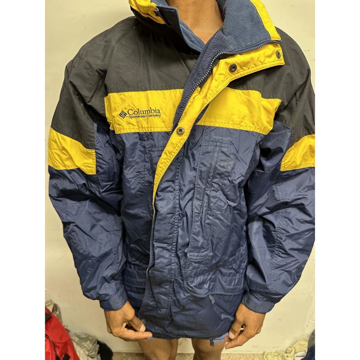 Men’s Large Columbia Sportwear Snow Jacket Black Navy Blue Full Zip