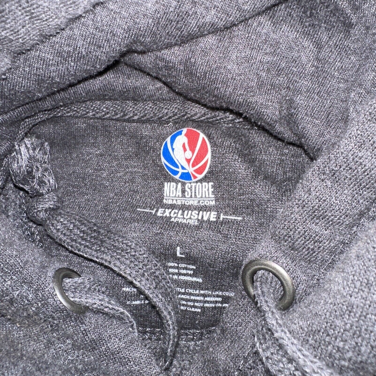 Men’s Large Gray NBA Store Pullover Hoodie San Antonio Spurs Garcia #5