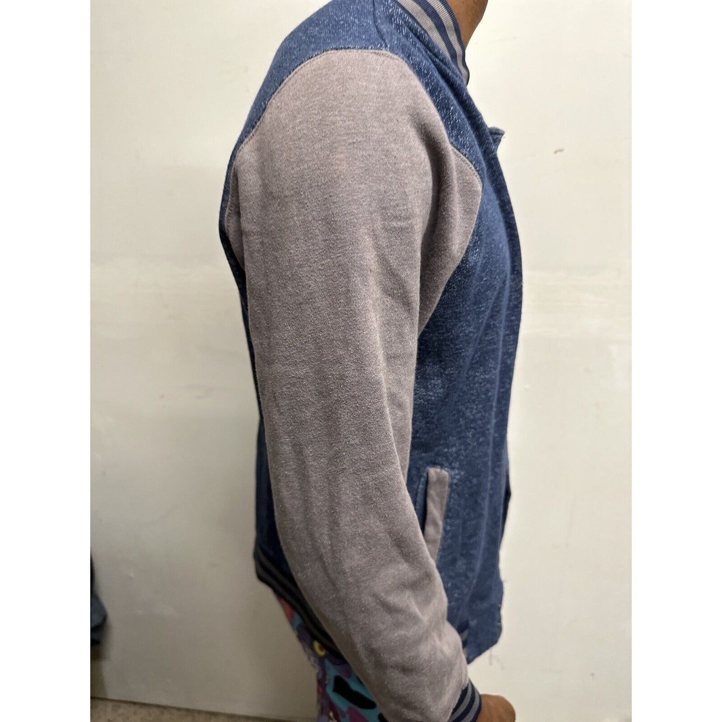 Men’s Superman DC Comics Blue Superman Snap Up Jacket Small