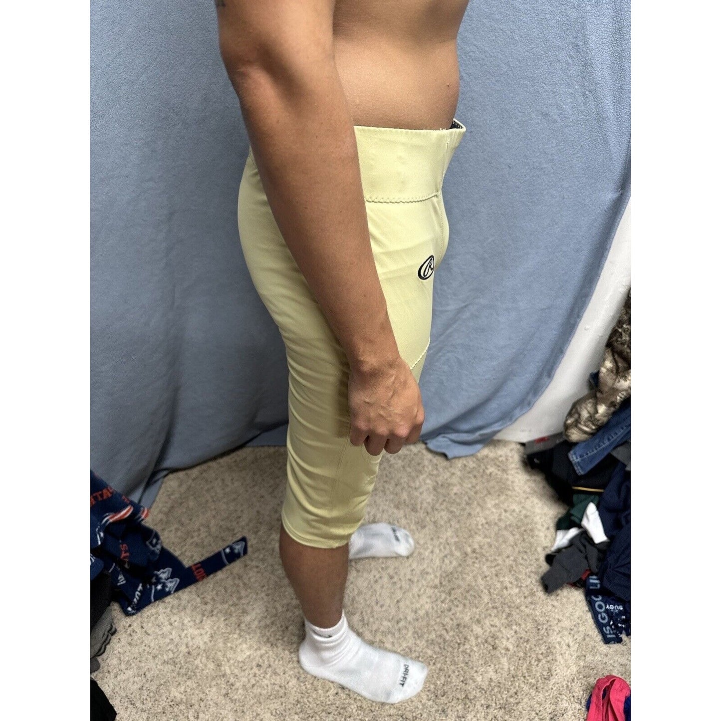 Men’s Gold Rawlings Football Pants Nylon And Spandex Size Large