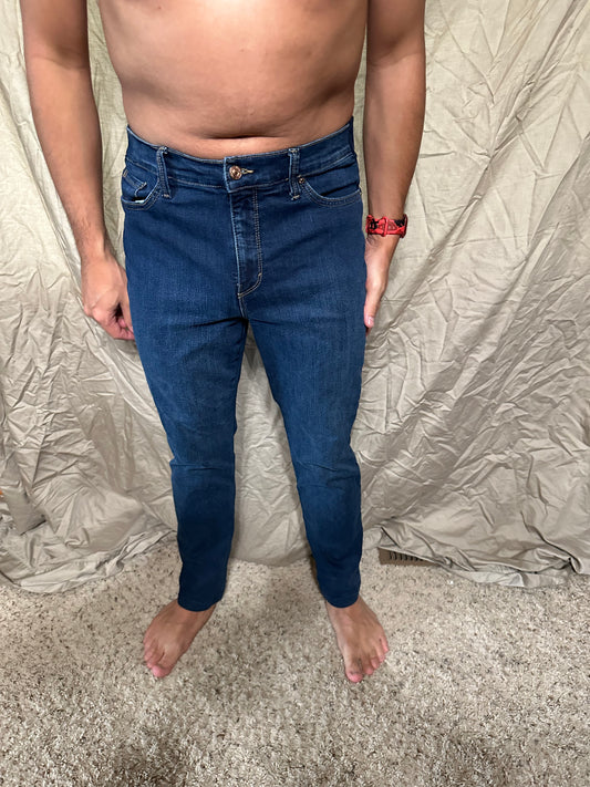 Women’s Gloria Vanderbilt blue jeans Amanda size 6