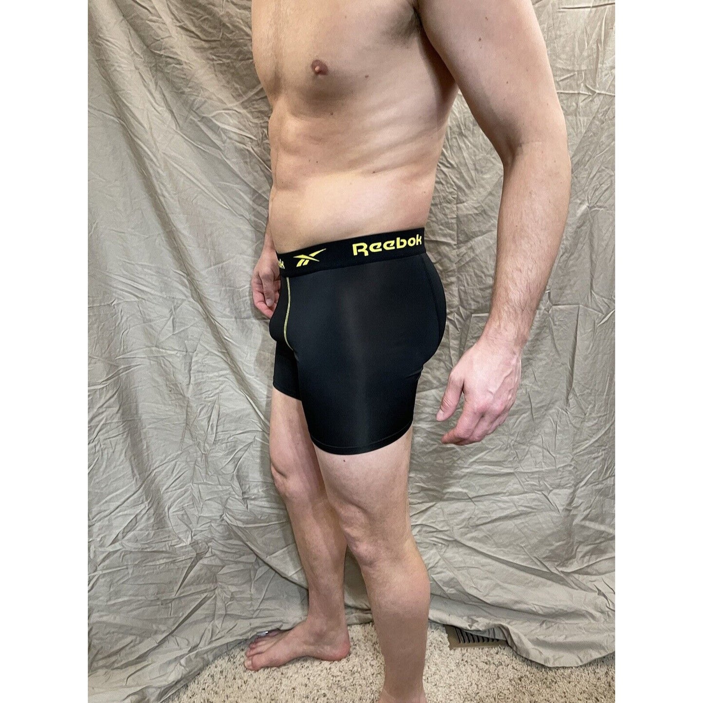 men's reebok black compression shorts medlum