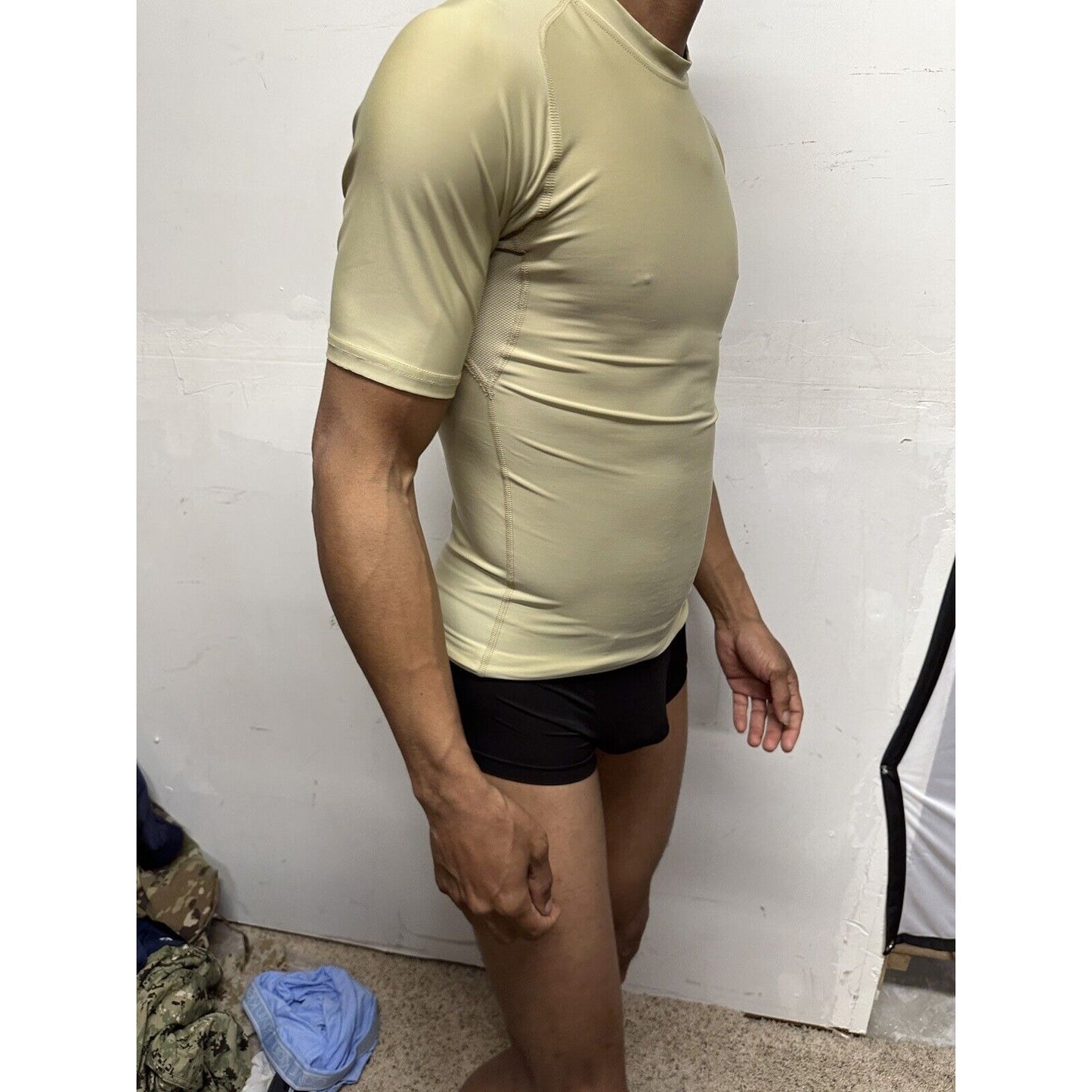 Men’s Military Tan 5.11 Tactical Series Medium 20% Spandex muscle shirt