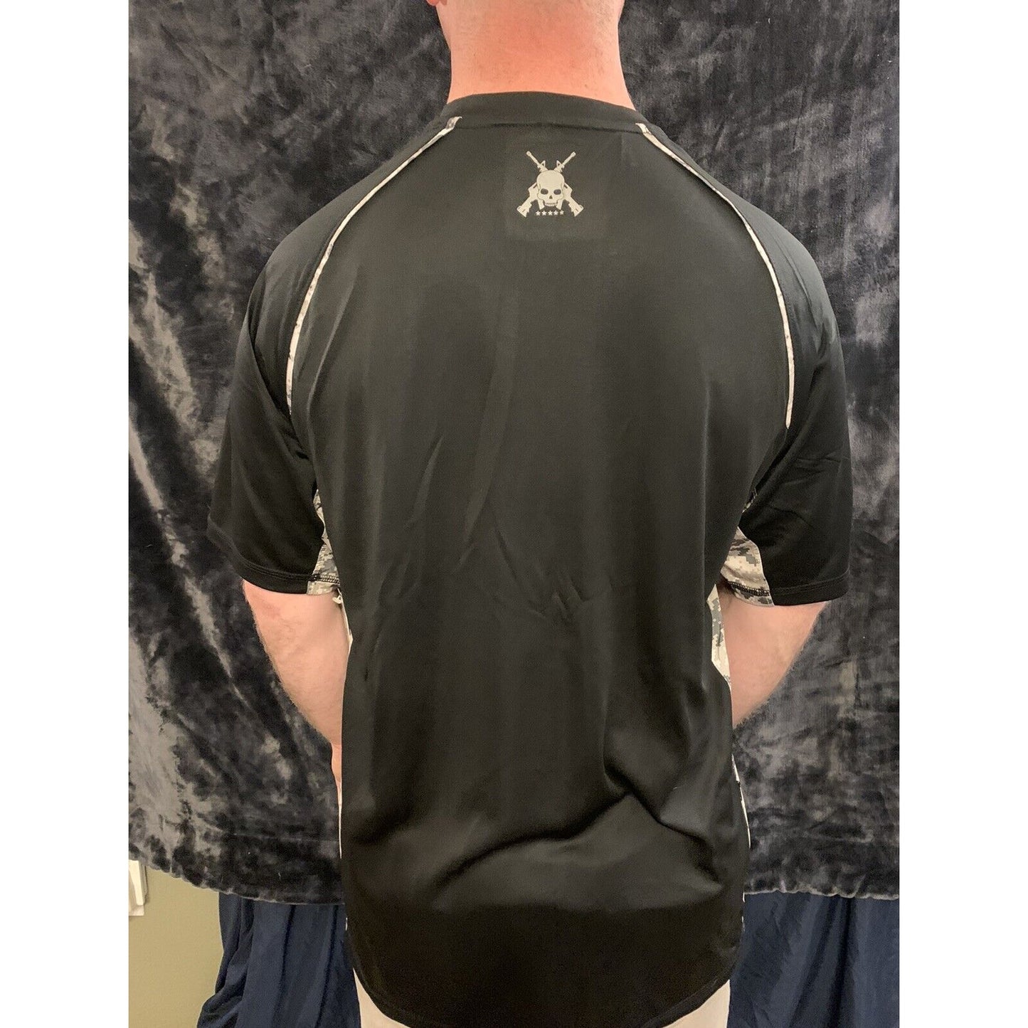 Men’s Soffe XT46 Black With Camo Large Tee 100% Polyester