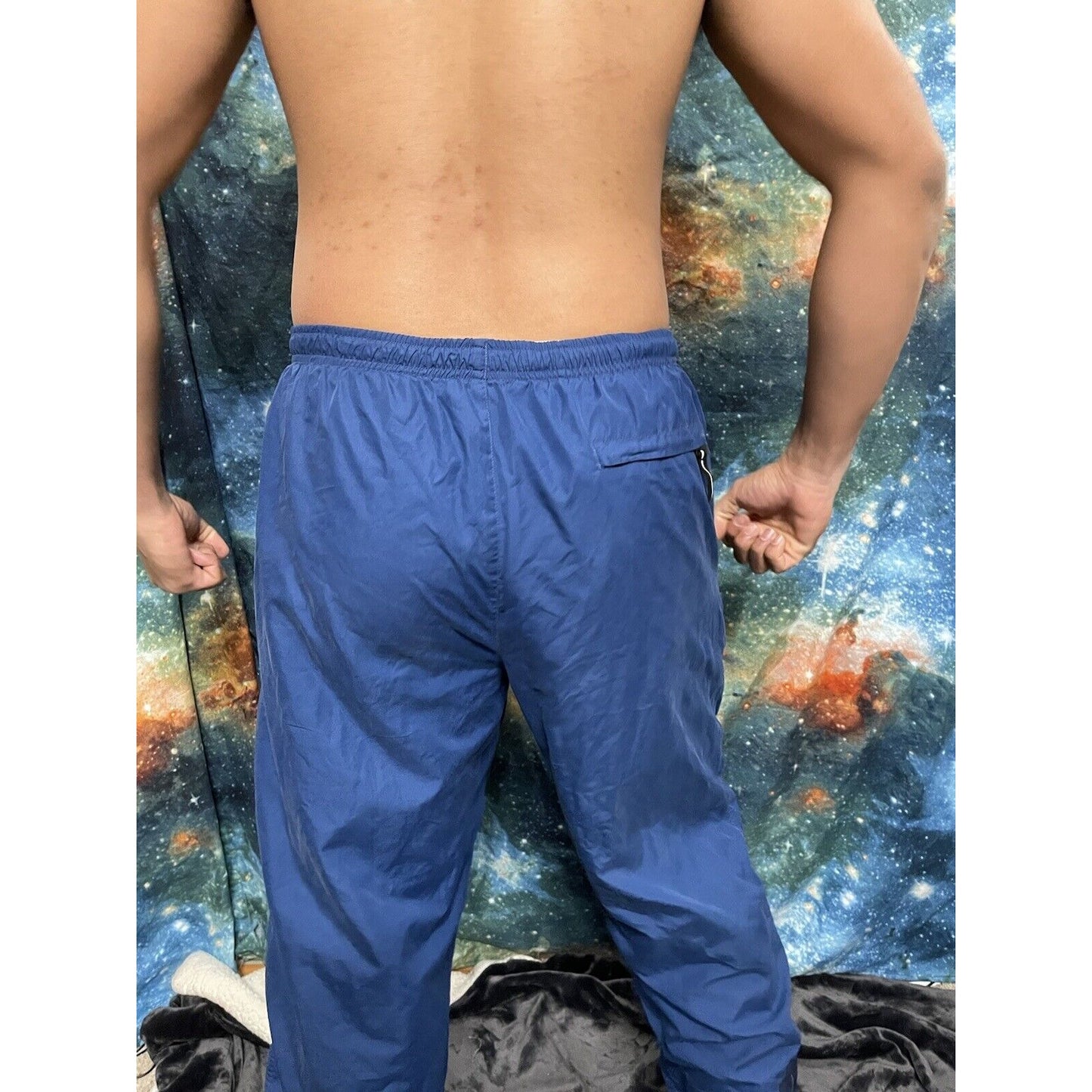 Men’s Nike Large Blue Track Pants with Pockets