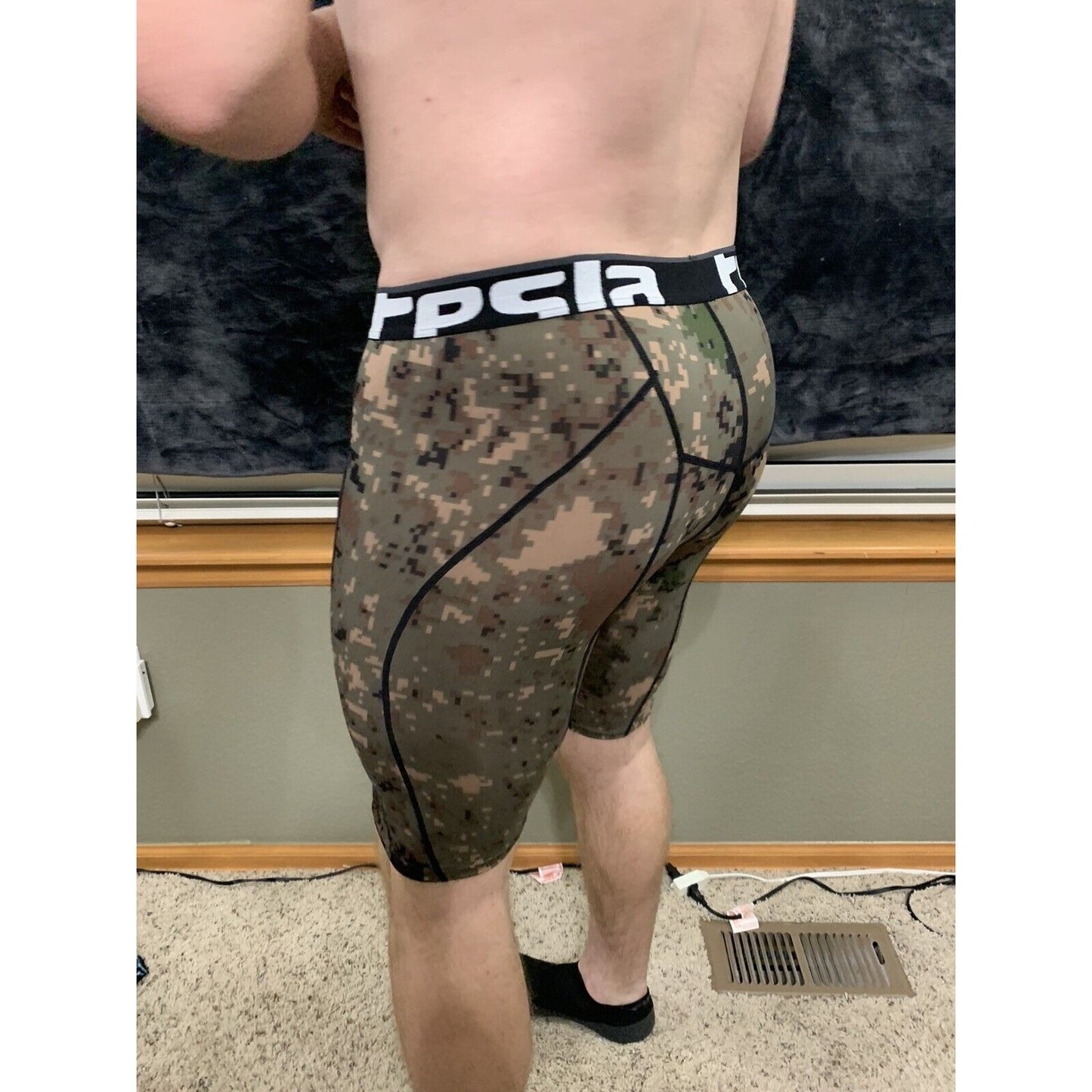 Men’s Tesla Camo XL Compression Shorts