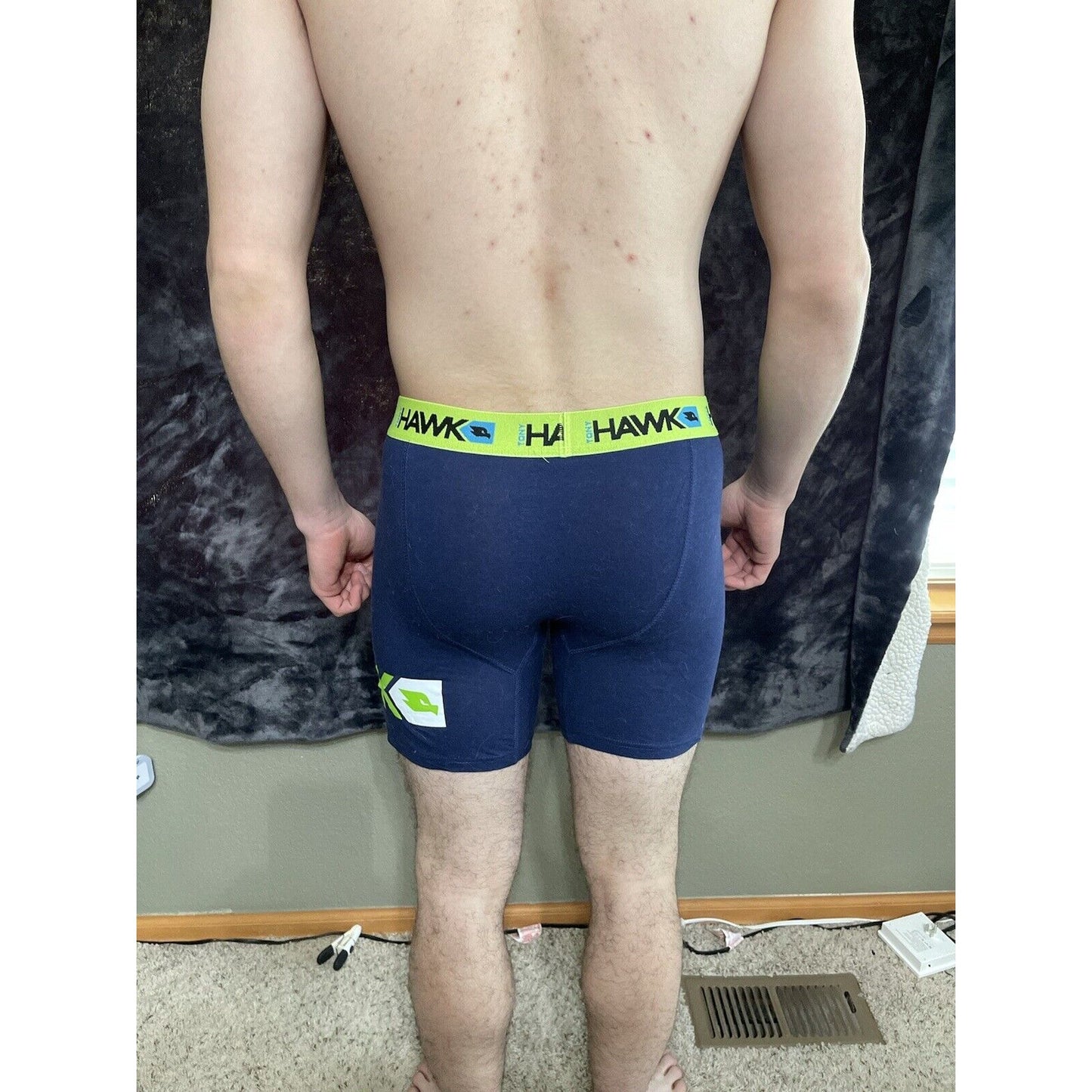 Men’s Medium Navy Blue Tony Hawk Compression Shorts