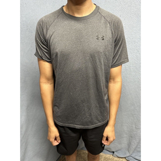 Men’s Gray Under Armour Heat Gear Loose Short Sleeve Shirt Large