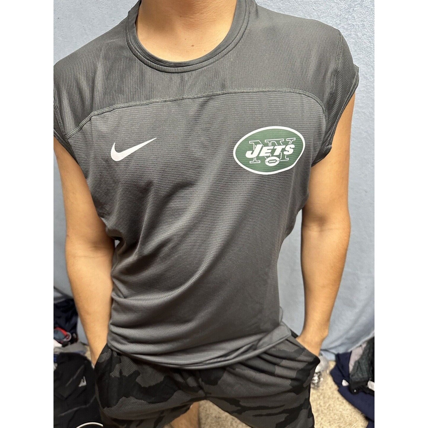Men’s NFL On Field Apparel Muscle Shirt Gray New York Jets Shirt Large