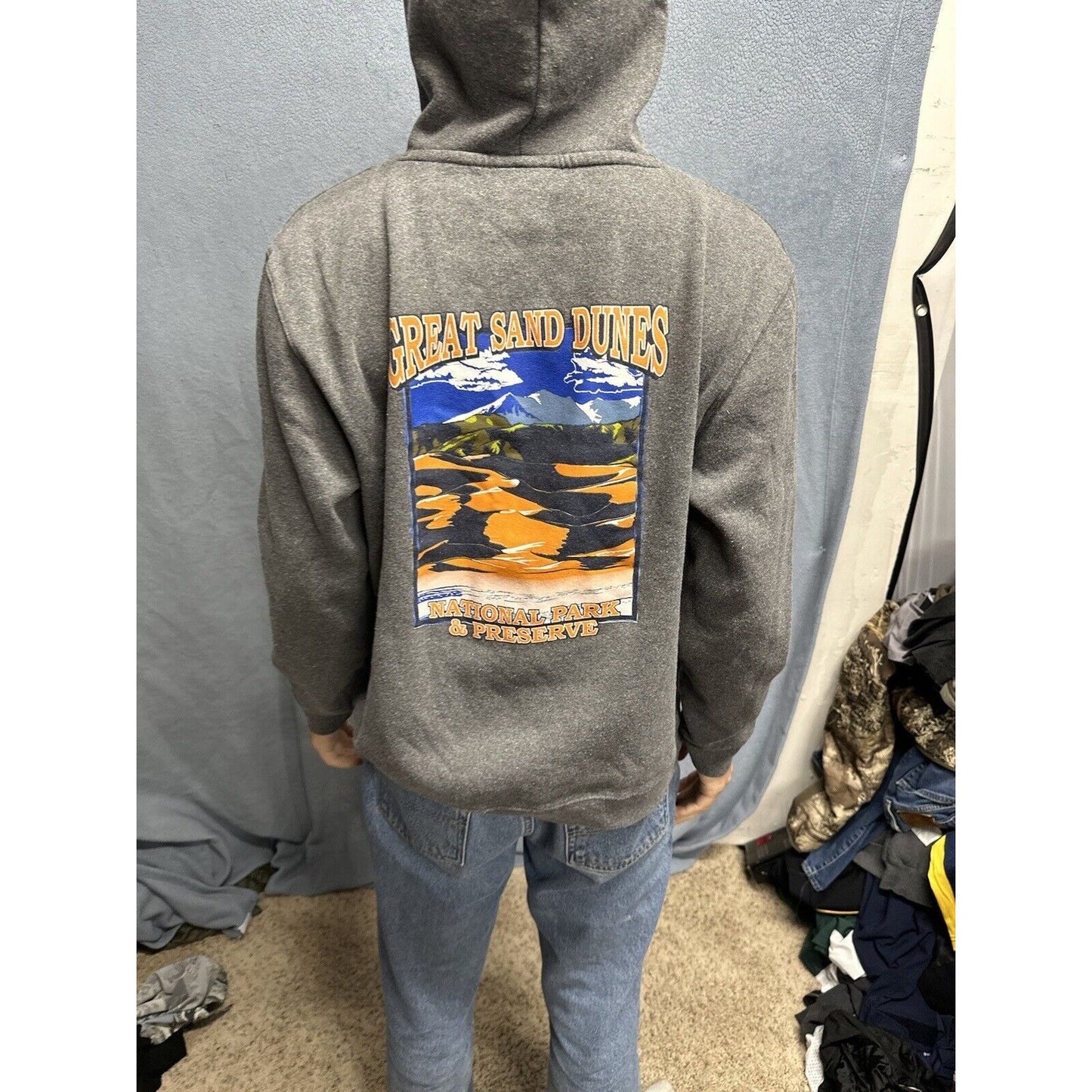 Men’s Gray XL Hoodie Pullover Lone Rock Great Sand Dunes National Park Colorado