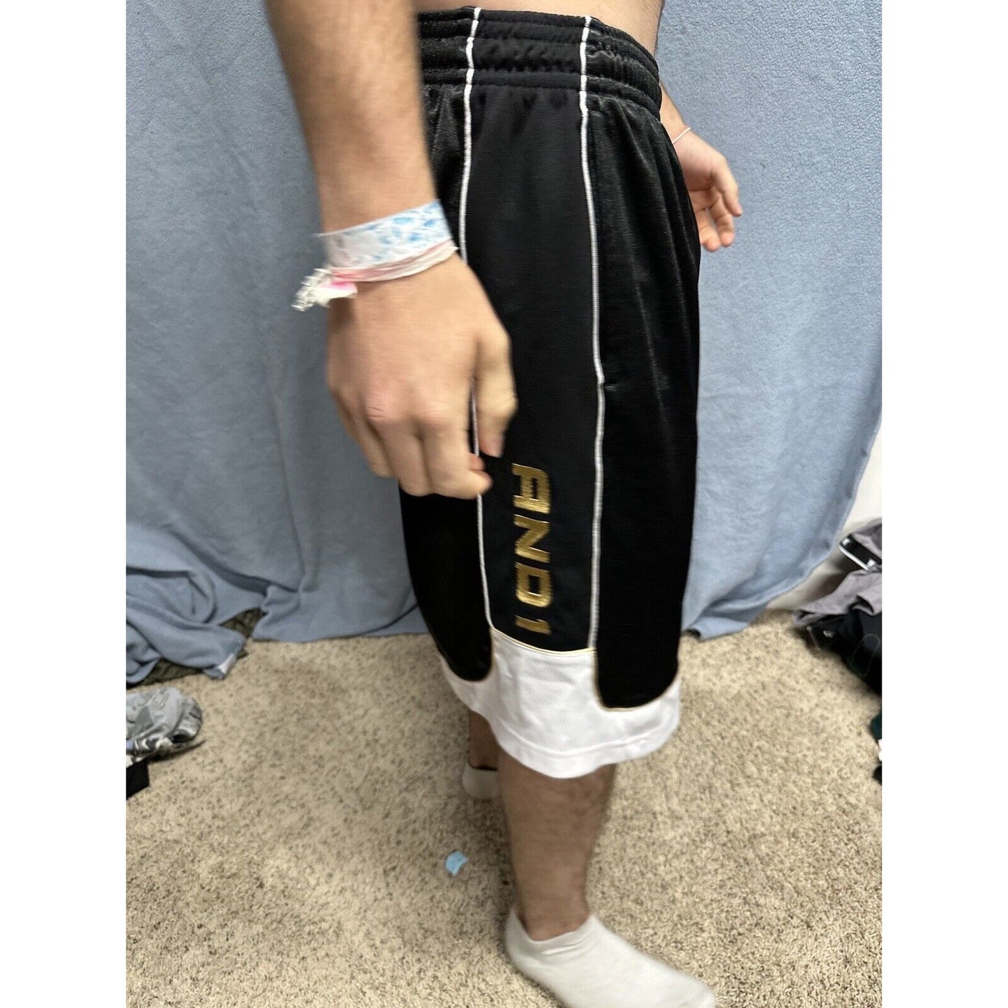Men’s XL AND1 Black And White Athletic Shorts With Pockets