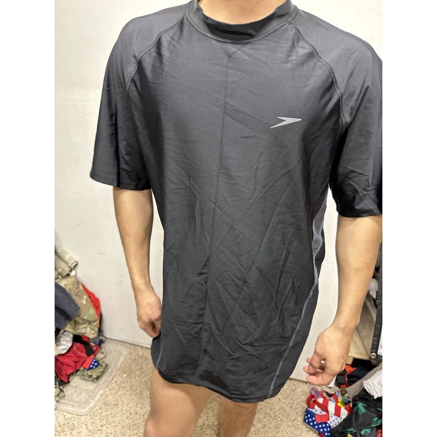 Men’s Speedo Black XL 20% Spandex Tshirt Short Sleeve