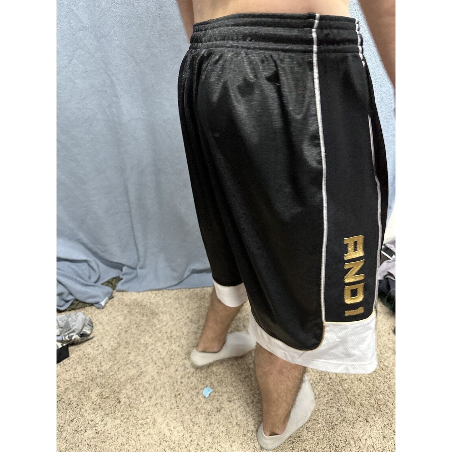 Men’s XL AND1 Black And White Athletic Shorts With Pockets