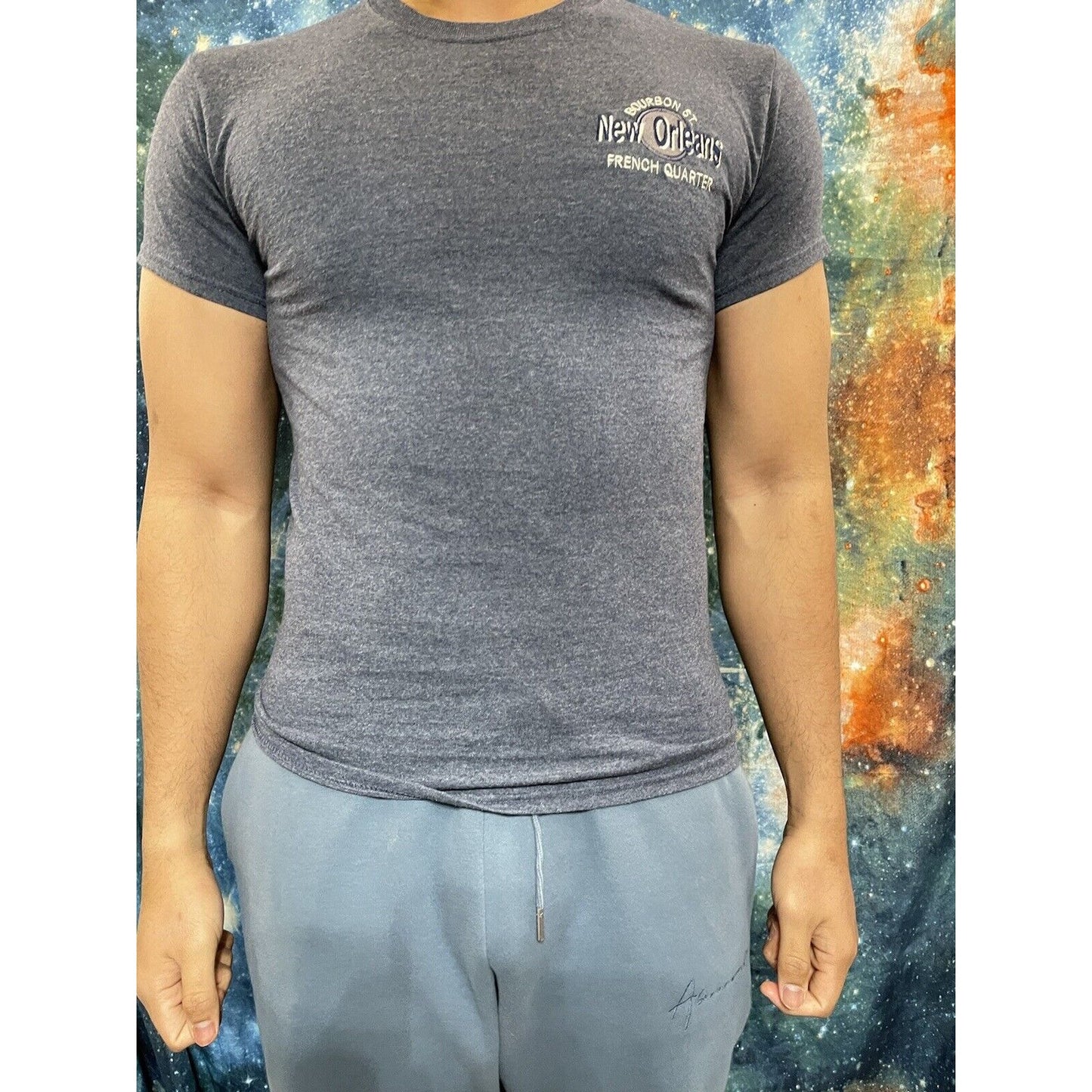 Men’s Gildan Small gray blue bourbon street new orleans french quarter shirt
