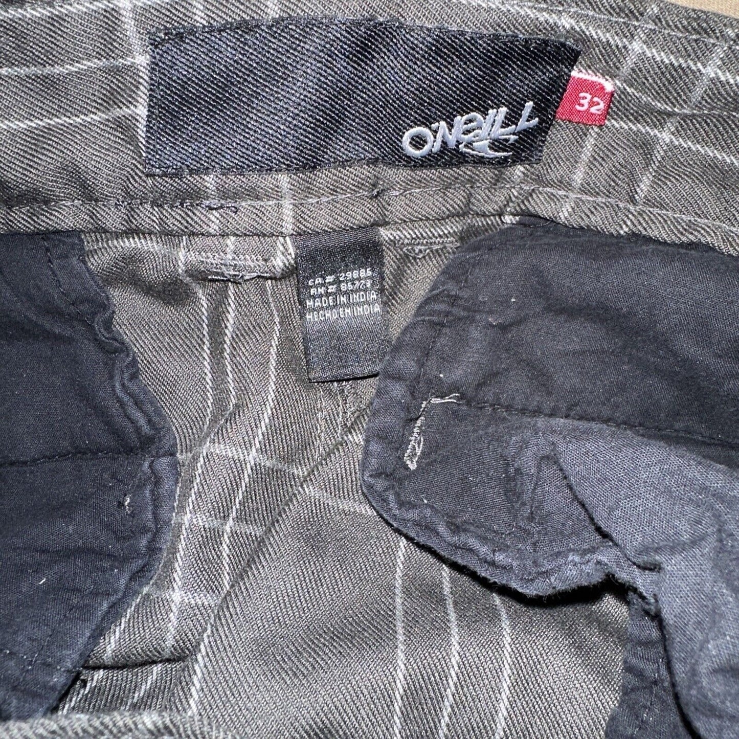 Men’s Gray Plaid O’Neill 32 Chino Style Shorts