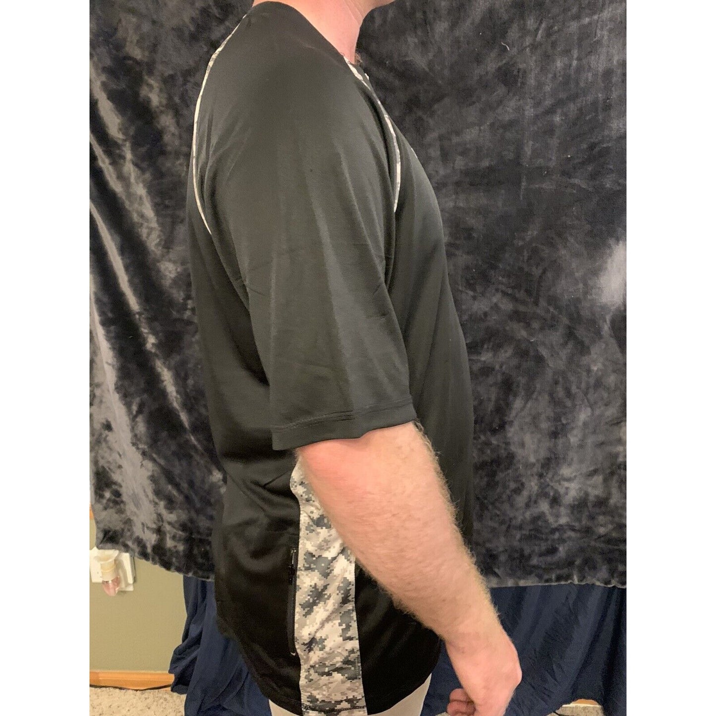 Men’s Soffe XT46 Black With Camo Large Tee 100% Polyester