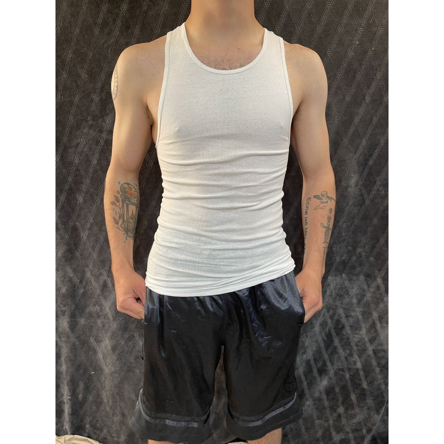 men’s fruit of the loom medium white tank top muscle shirt