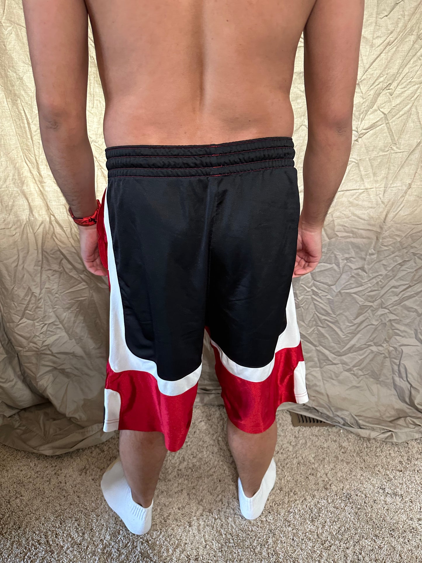 Men’s air Jordan red black white athletic shorts with pockets size medium