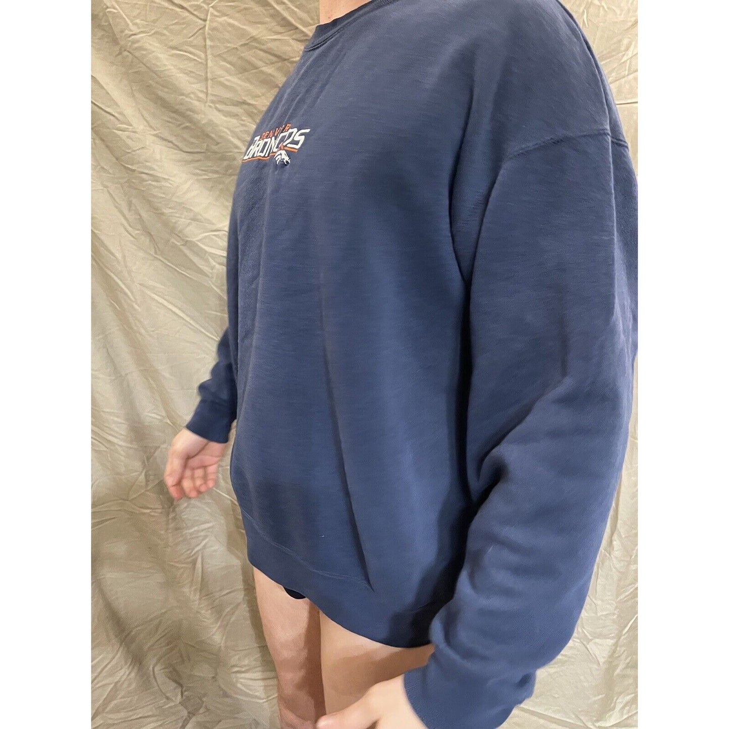 men's navy blue denver broncos pullover sweatshirt fits lke a big large