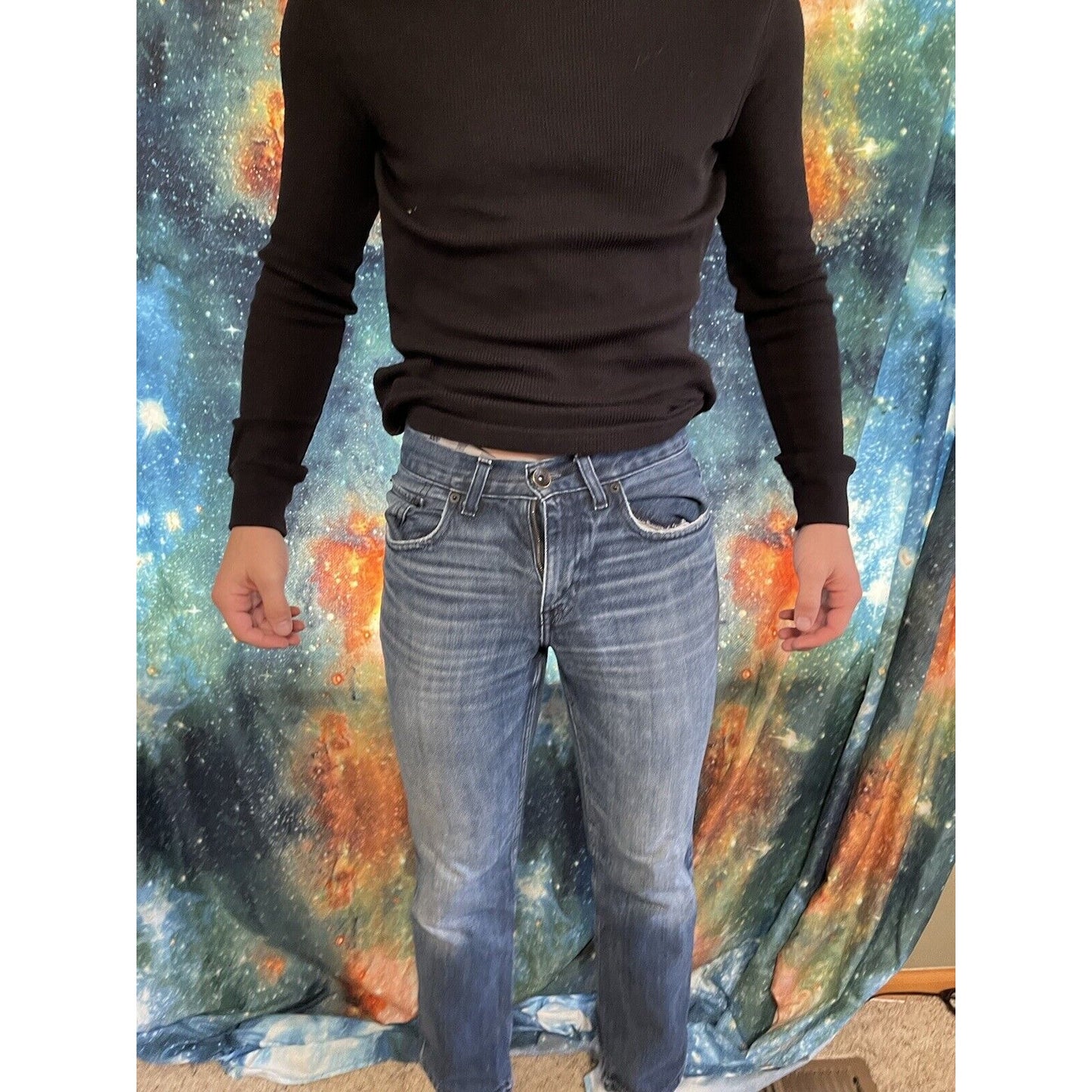 Men’s Urban Pipeline Slim Straight 29 x 30 blue distressed jeans