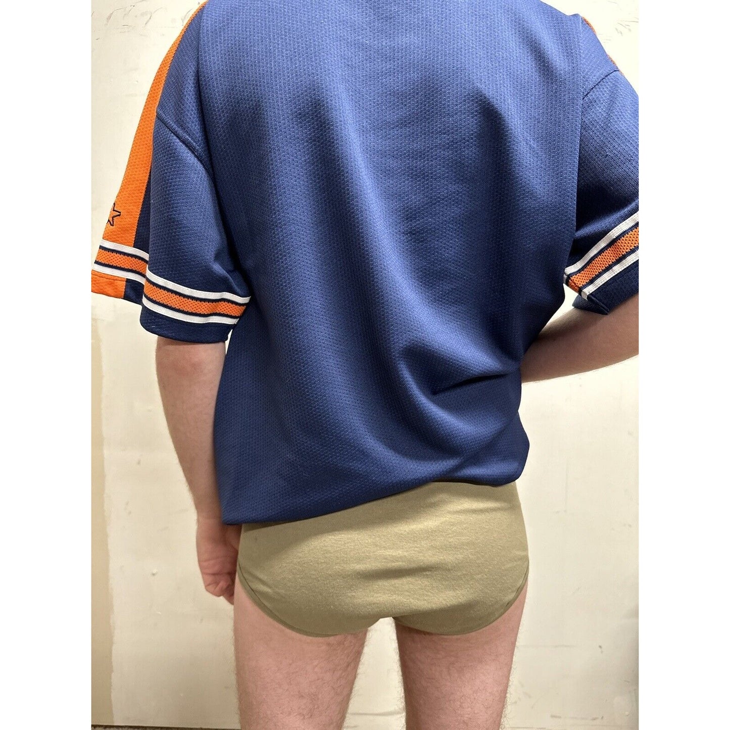 san diego padres genuine merchandise by starter fits like a medium jersey