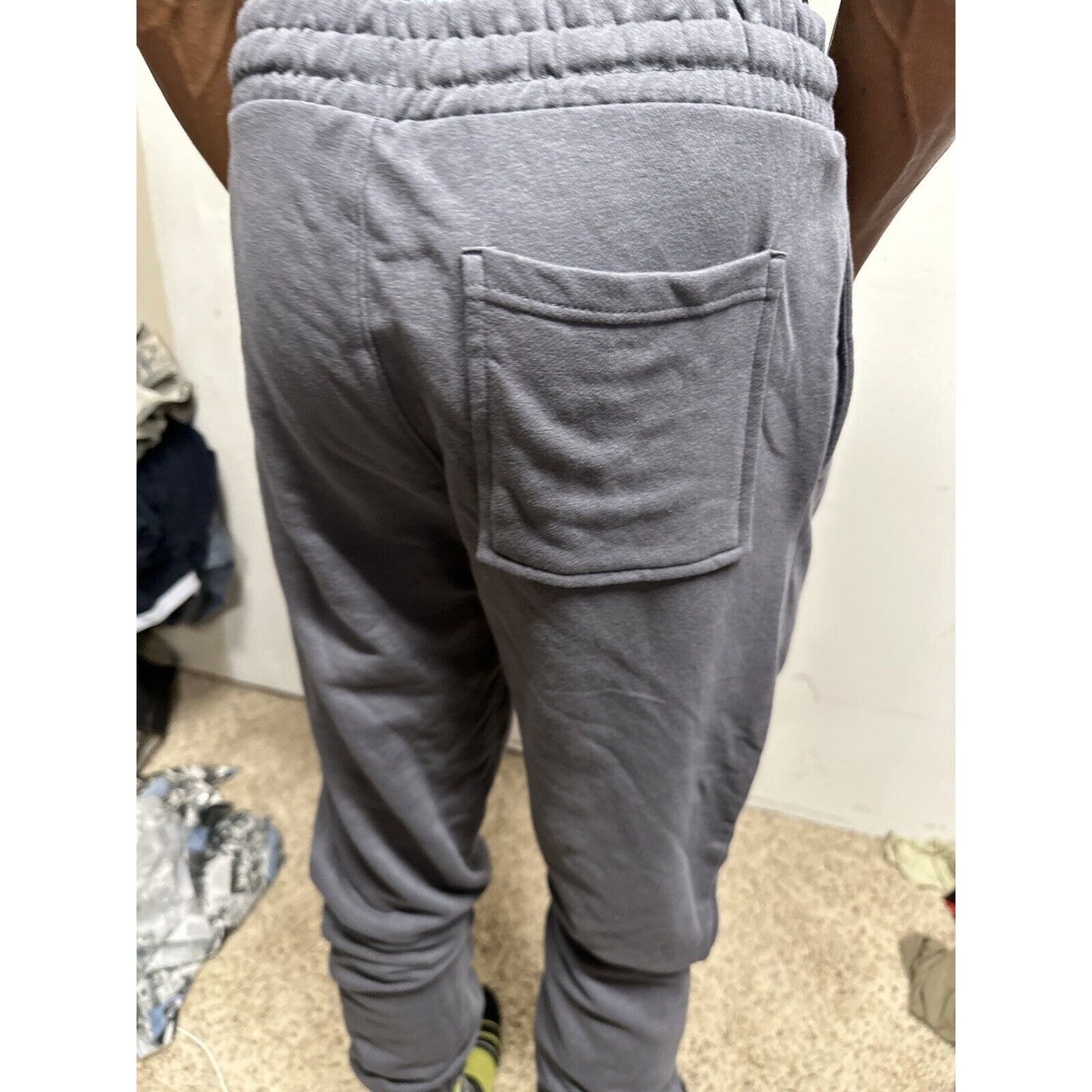 Mens Gray Jogger Sweatpants Size Small 28-30 NEW