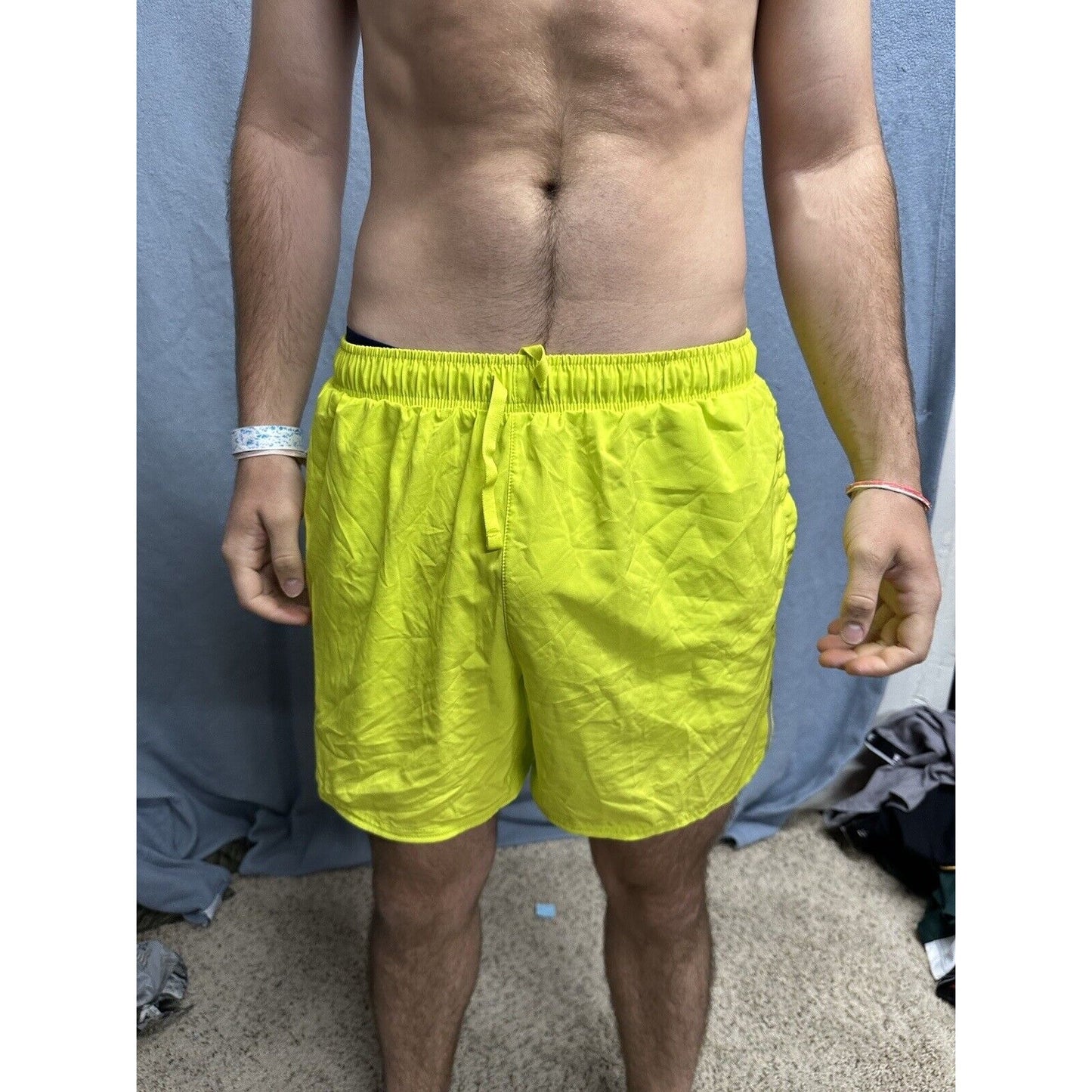 Men’s Neon Yellow DSG Medium Shorts With Pockets And Inner Lining