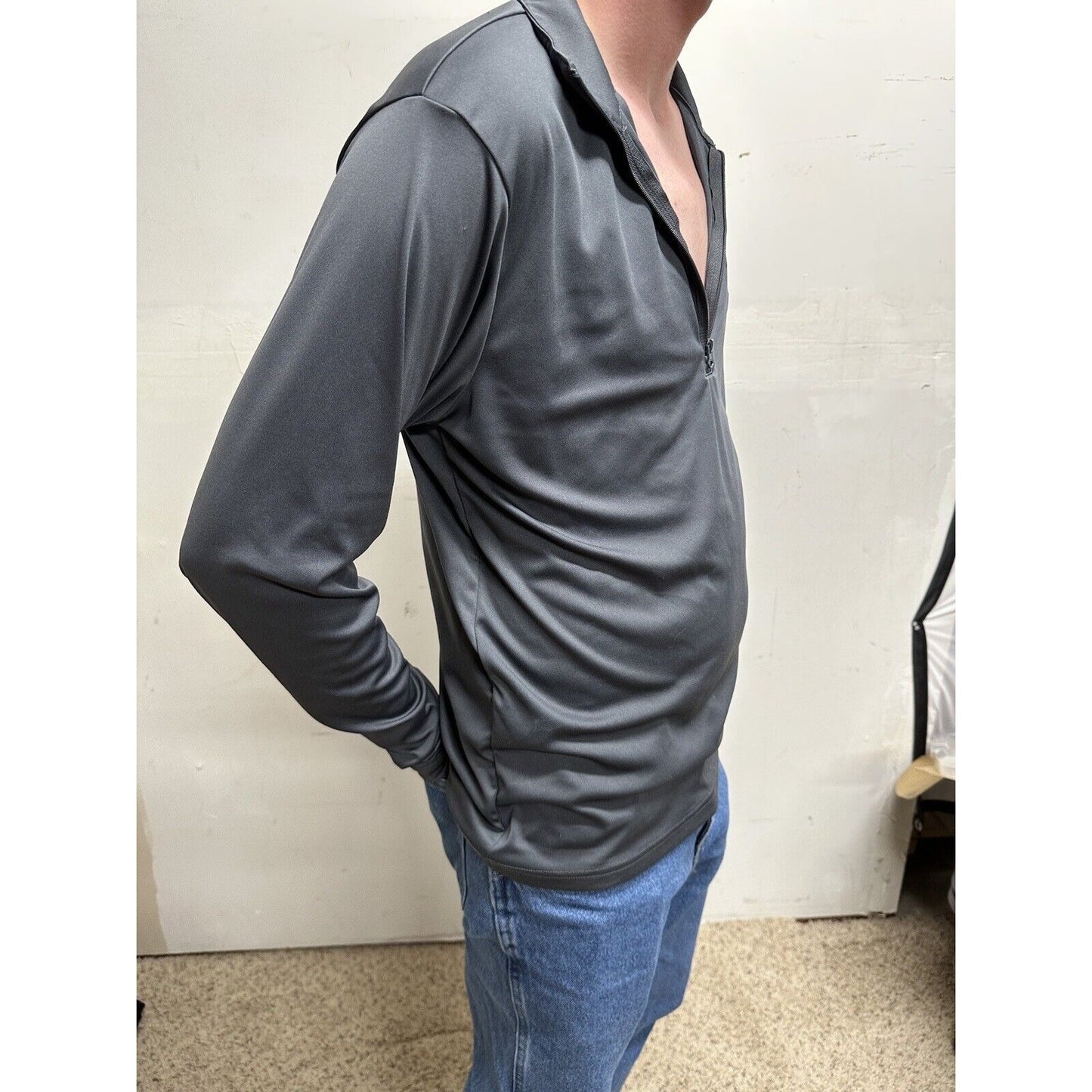 men’s gray dakota state trojans pull over long sleeve 1/4 zip shirt ~medium
