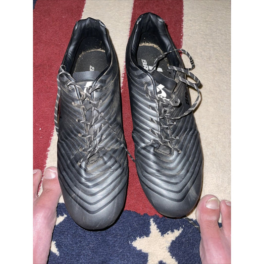 Brava Soccer Cleats / Men’s 11.5 D / Lace-up / Moulded Cleats / USAFA Cadet