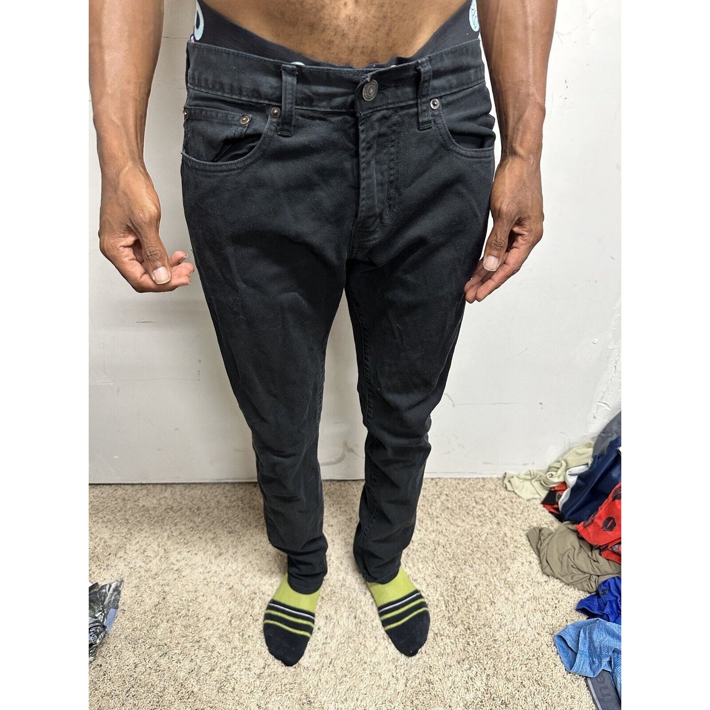 Men’s Black 30 X 34 American Eagle Slim Straight Jeans